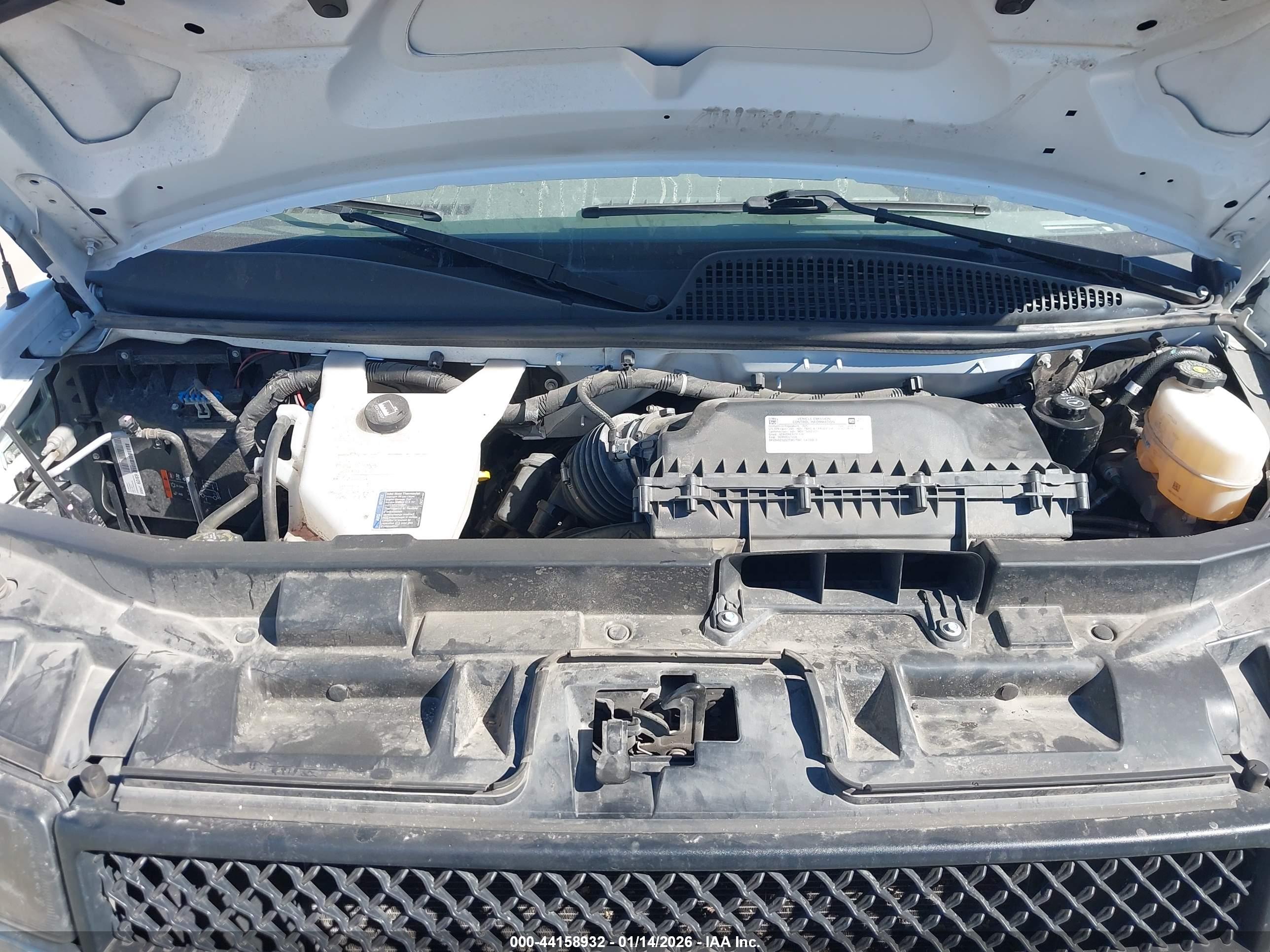 CHEVROLET EXPRESS image 10