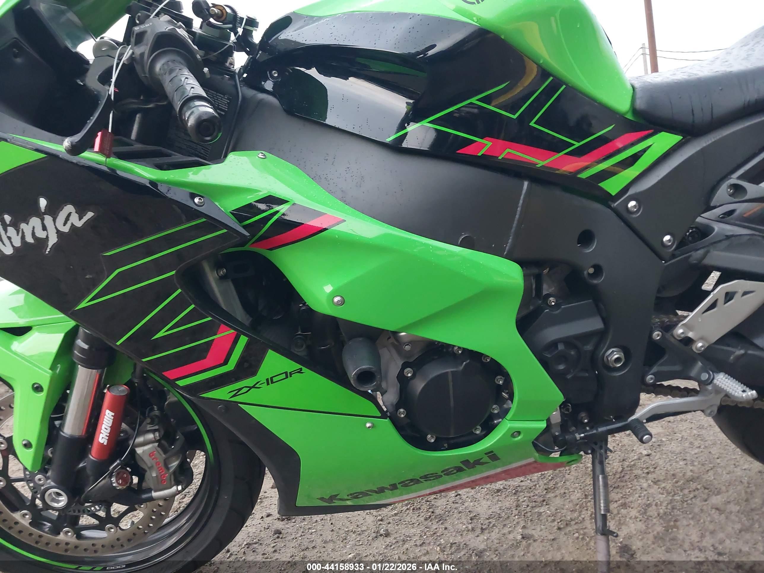 KAWASAKI ZX1002 image 9