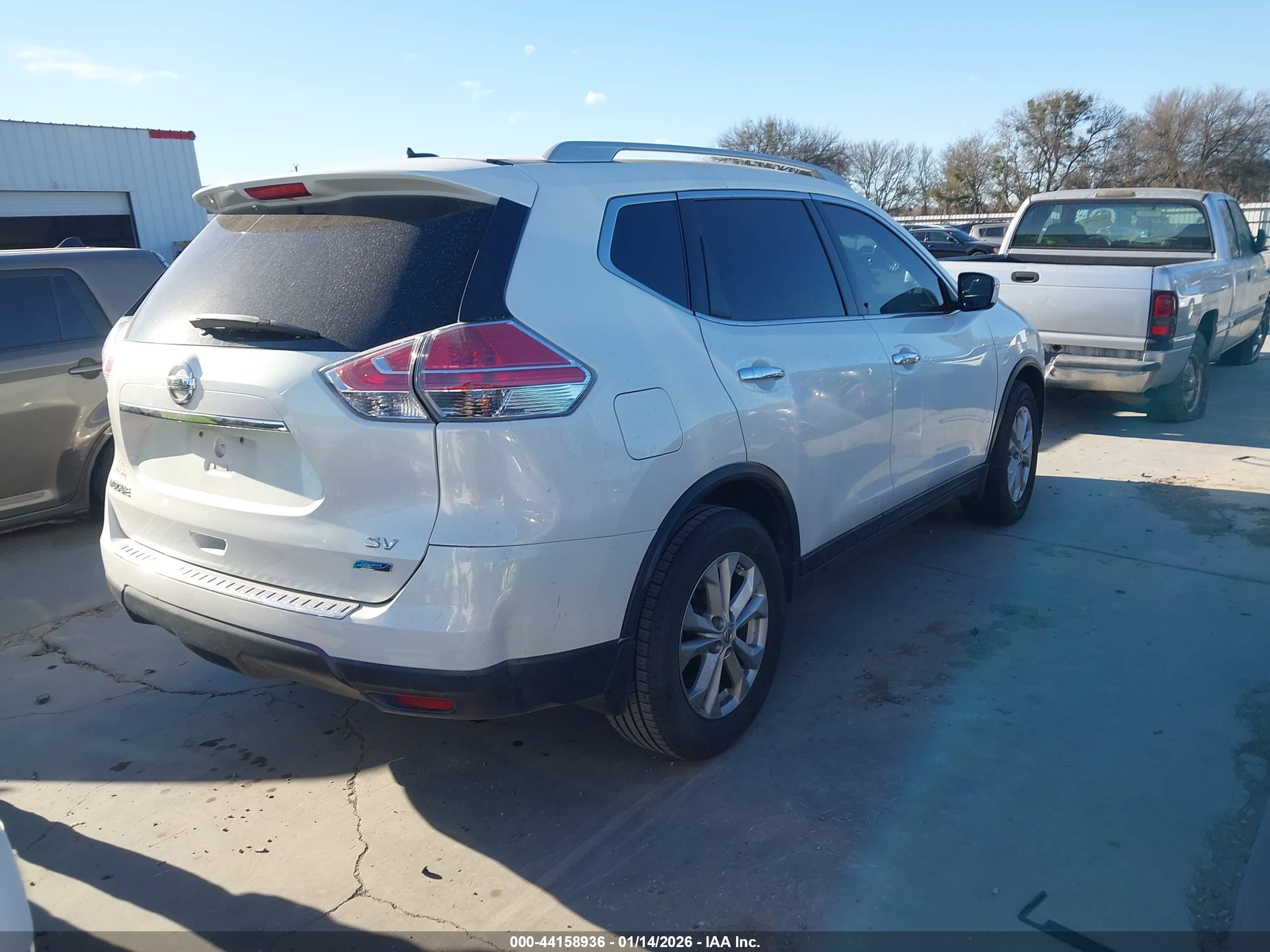 NISSAN ROGUE image 4