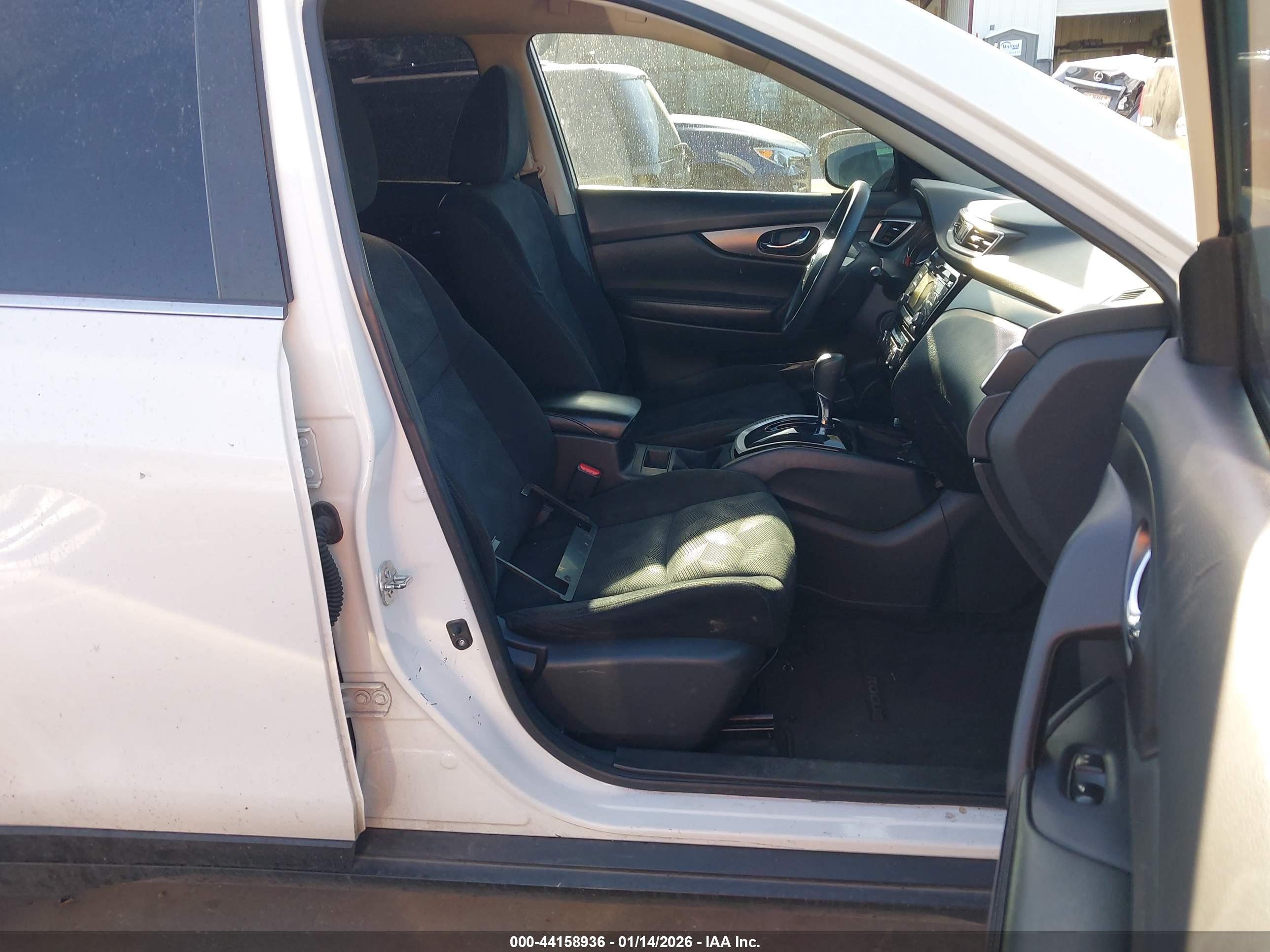 NISSAN ROGUE image 5
