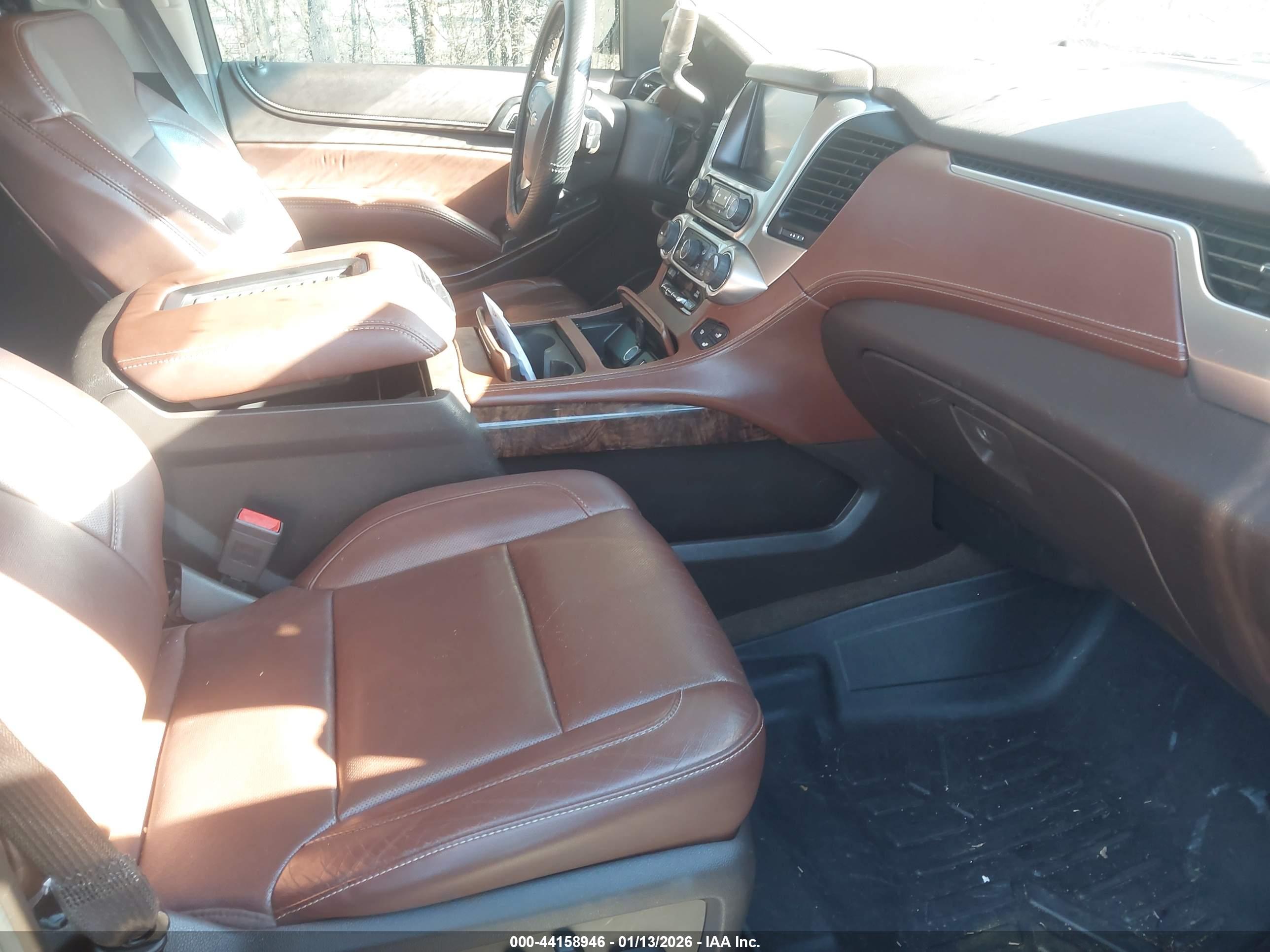 CHEVROLET TAHOE image 5