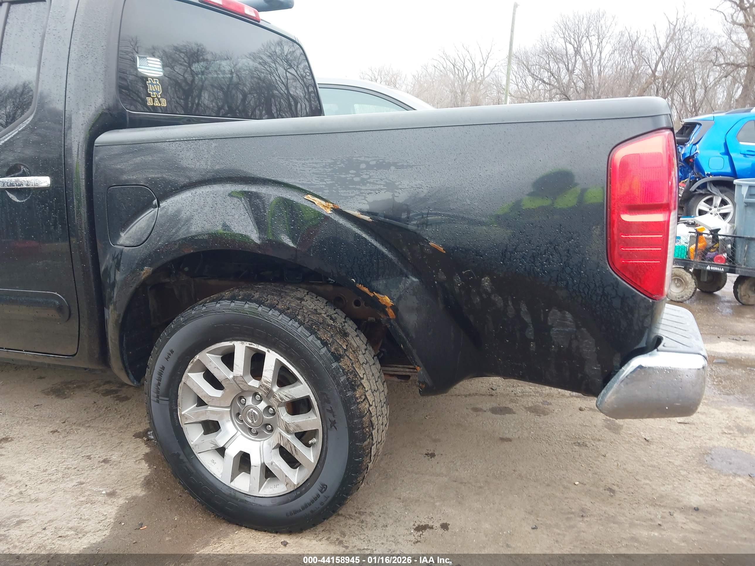 NISSAN FRONTIER image 6