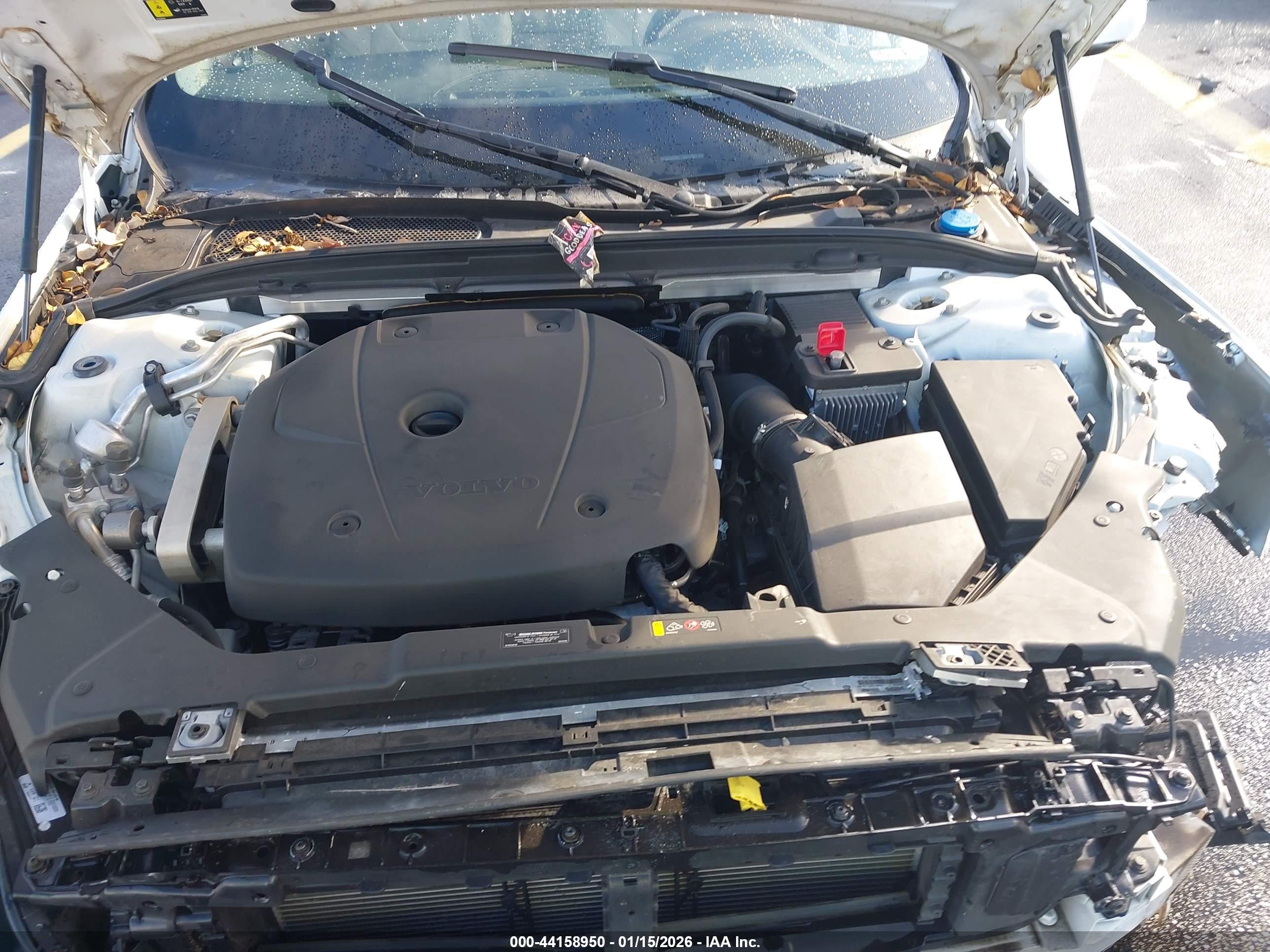 VOLVO S60 image 10