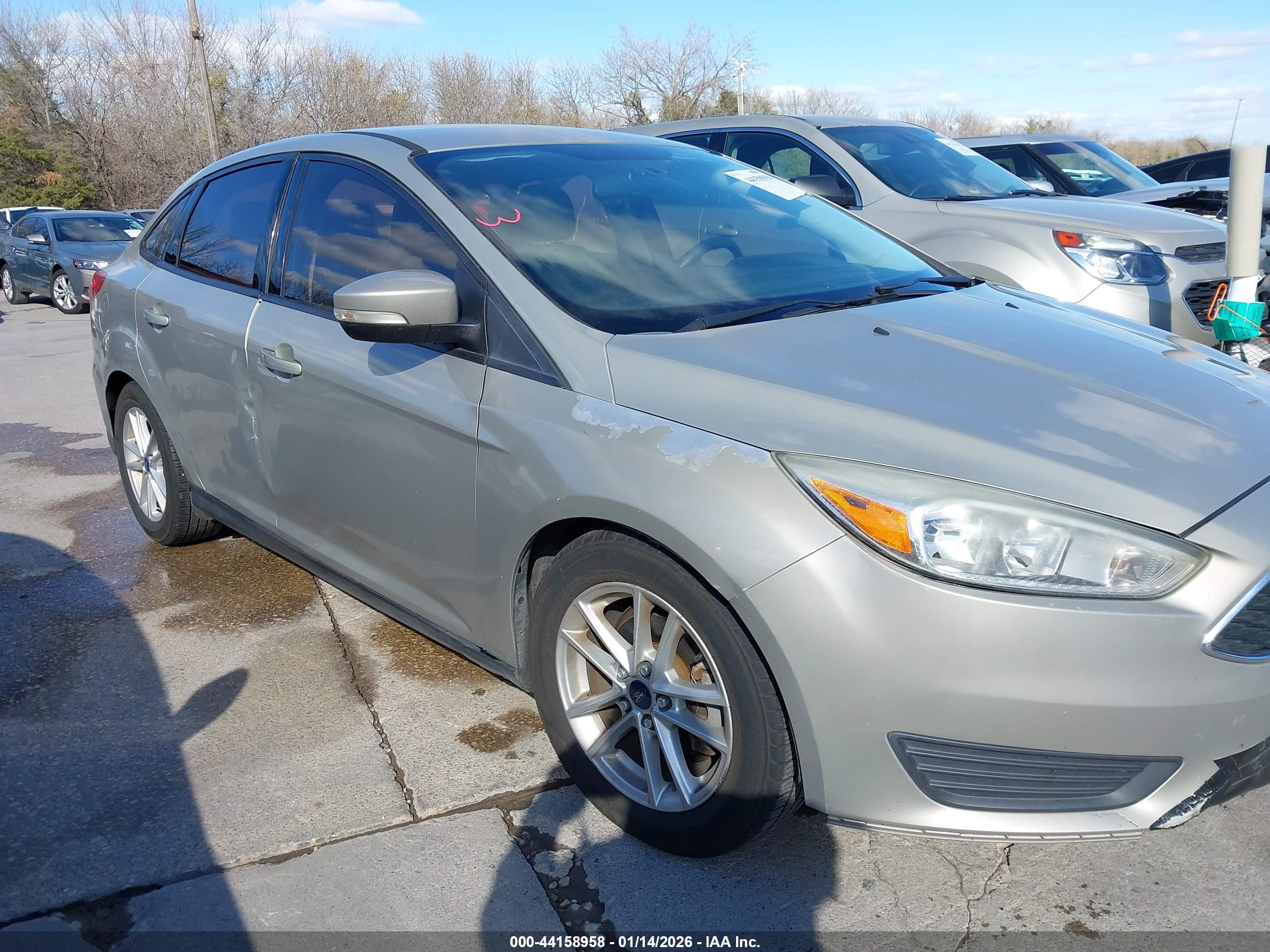 FORD FOCUS image 6