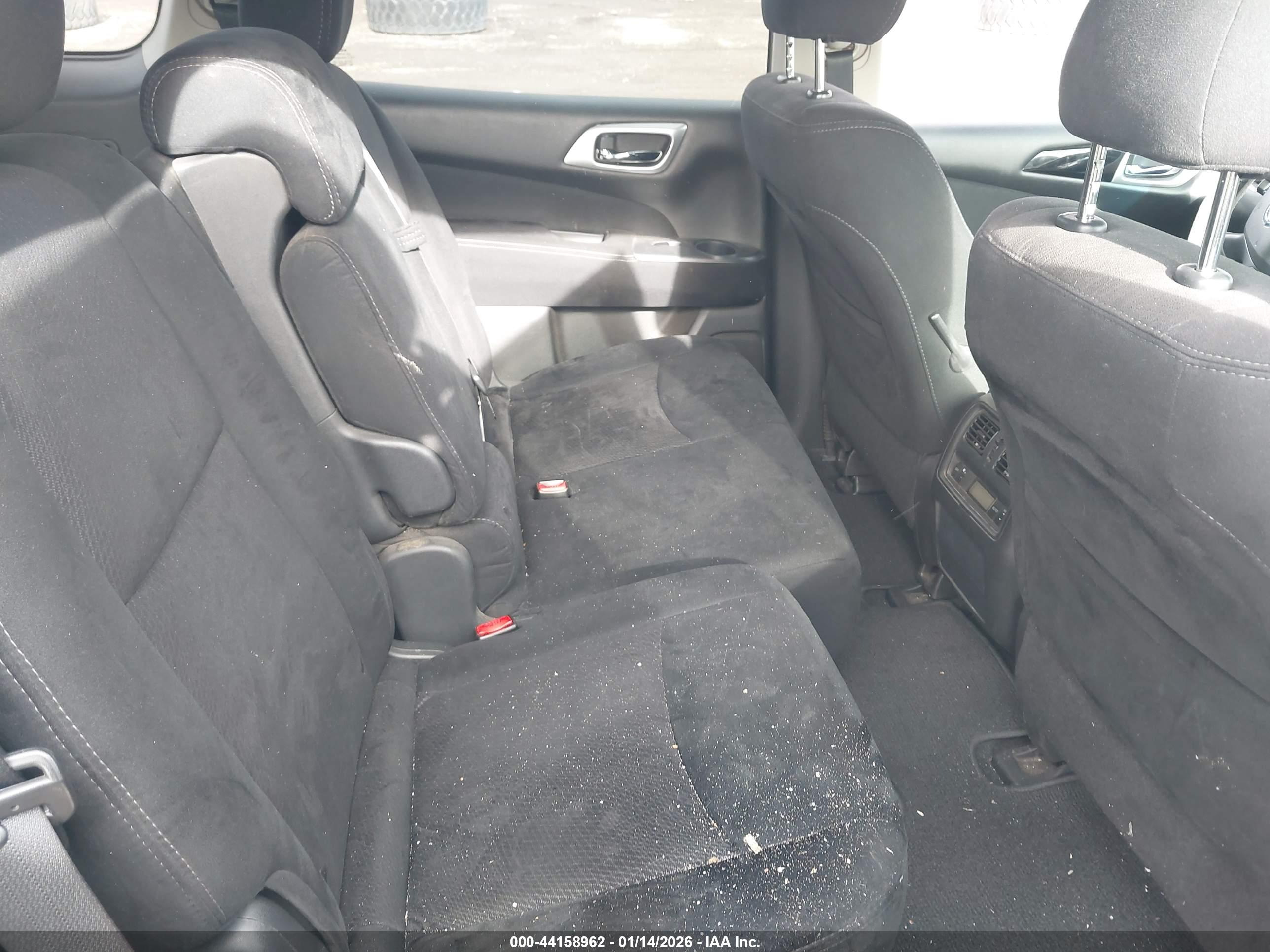 NISSAN PATHFINDER image 8