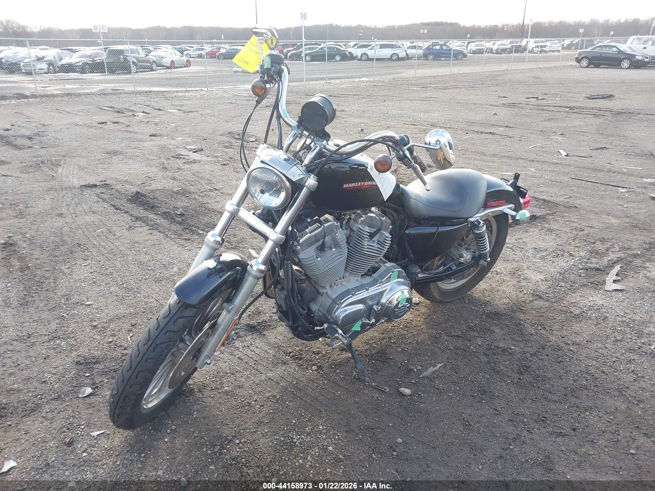 HARLEY-DAVIDSON XL883 image 2