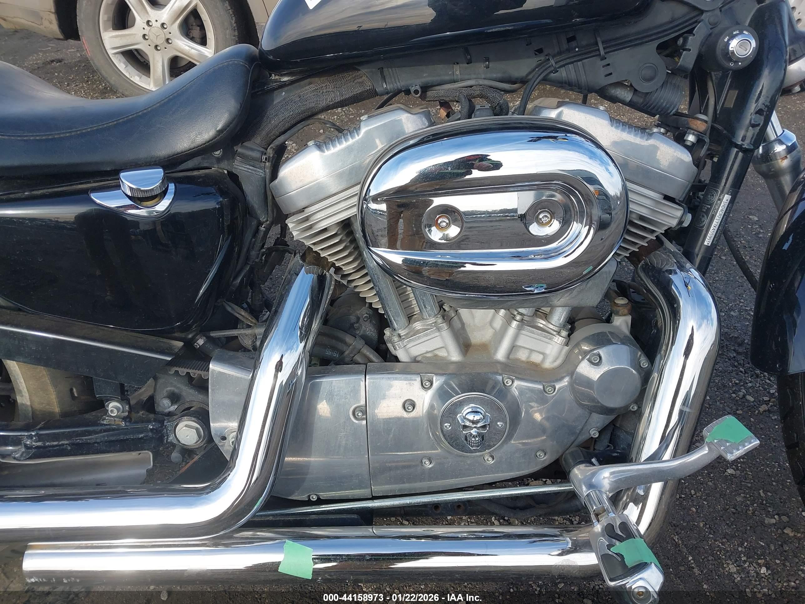 HARLEY-DAVIDSON XL883 image 8
