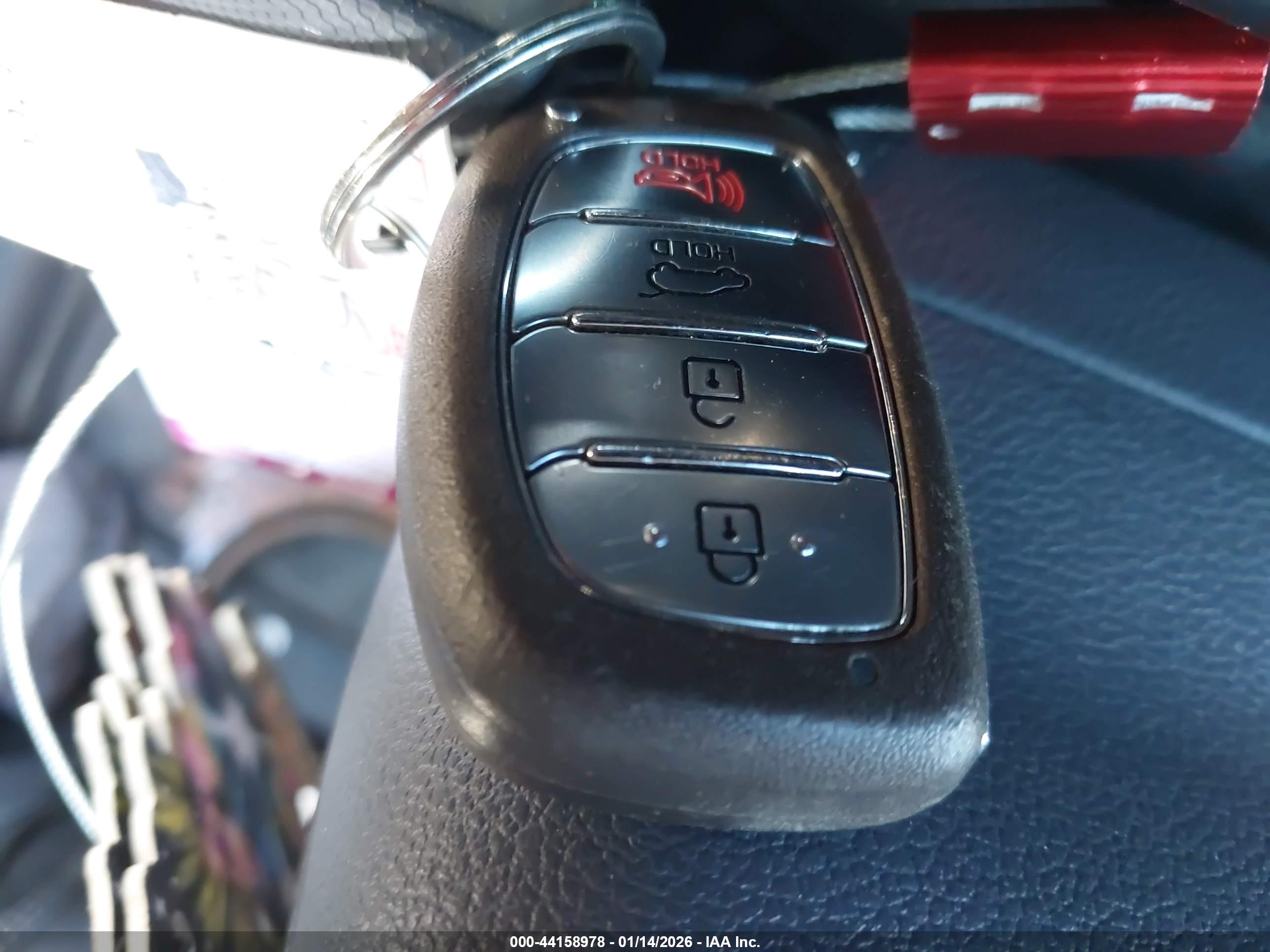 HYUNDAI IONIQ image 11