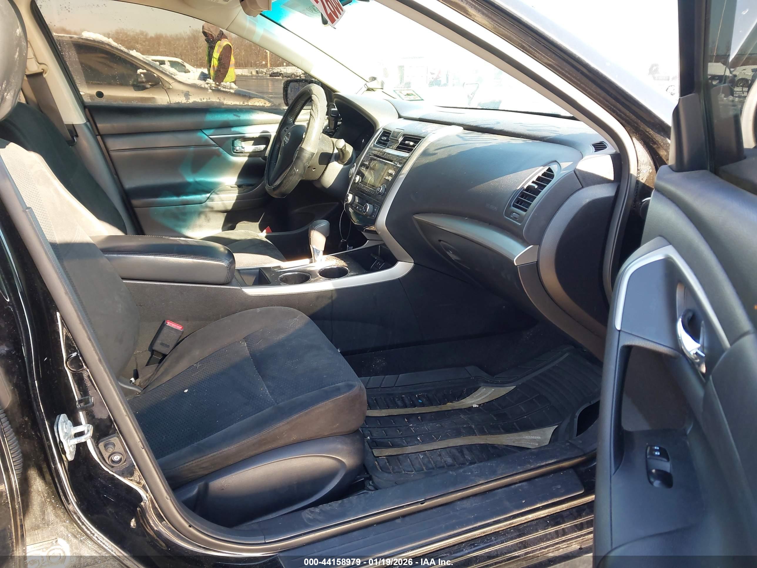 NISSAN ALTIMA image 5