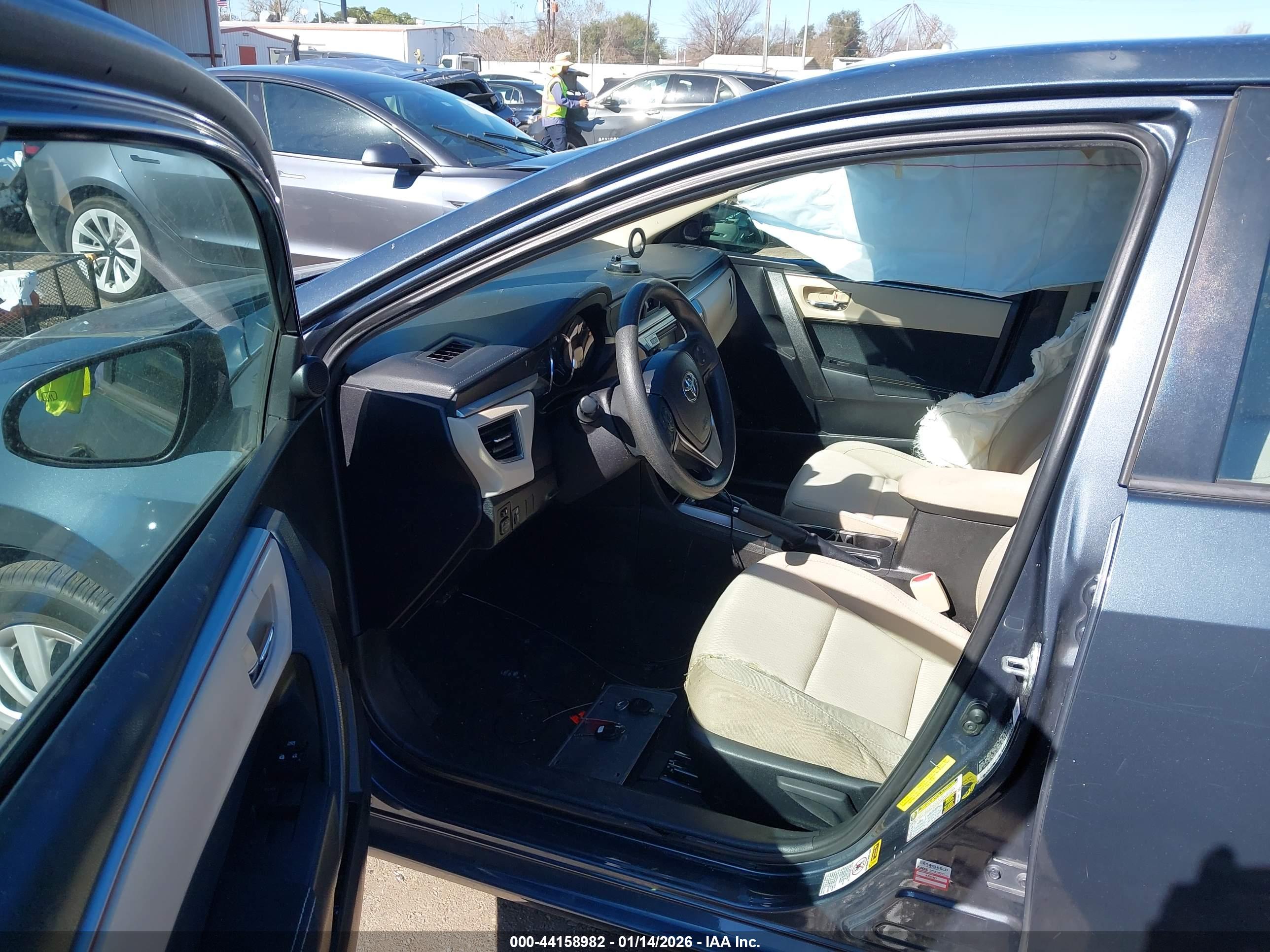 TOYOTA COROLLA image 5