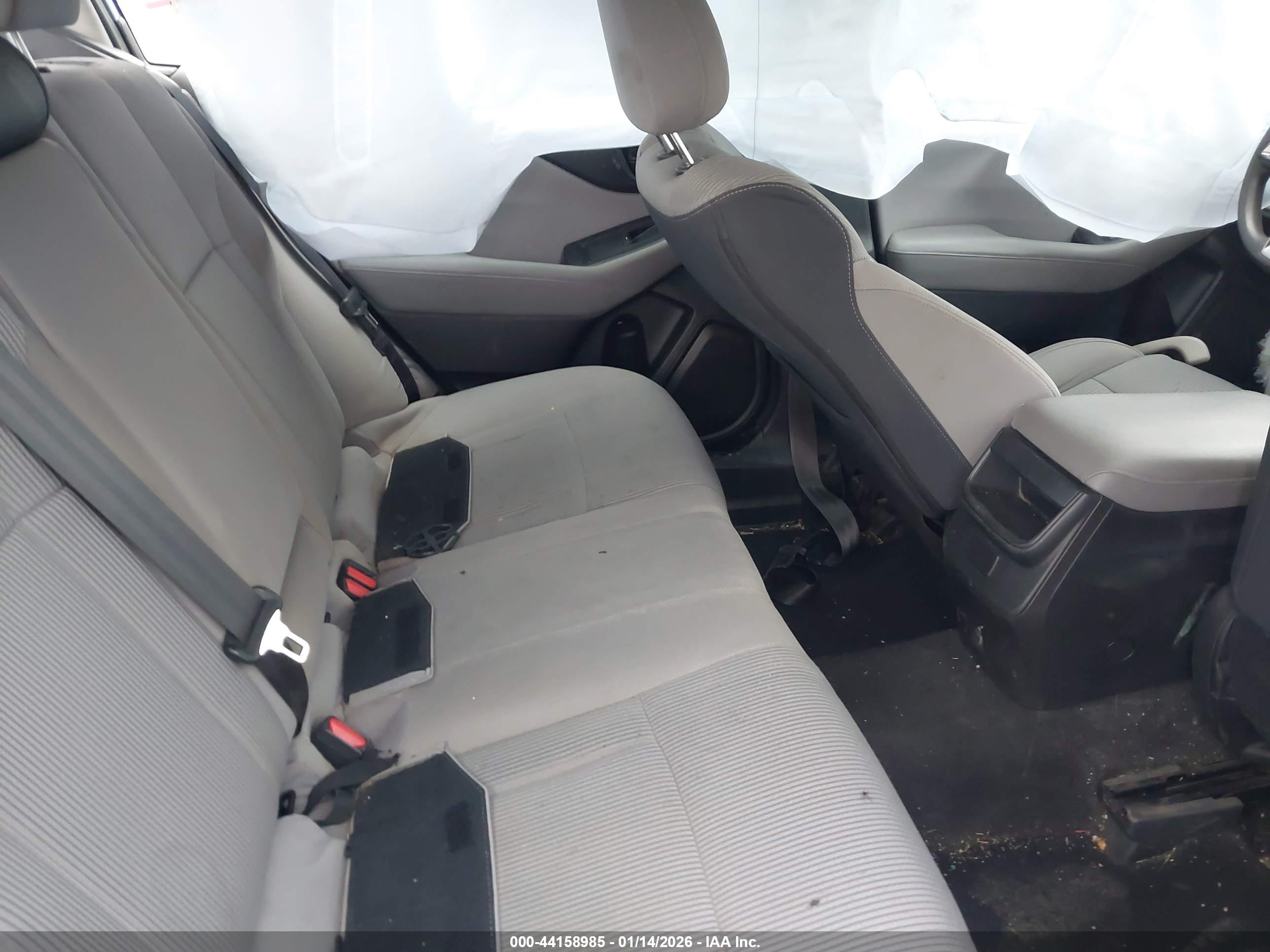 SUBARU LEGACY image 8