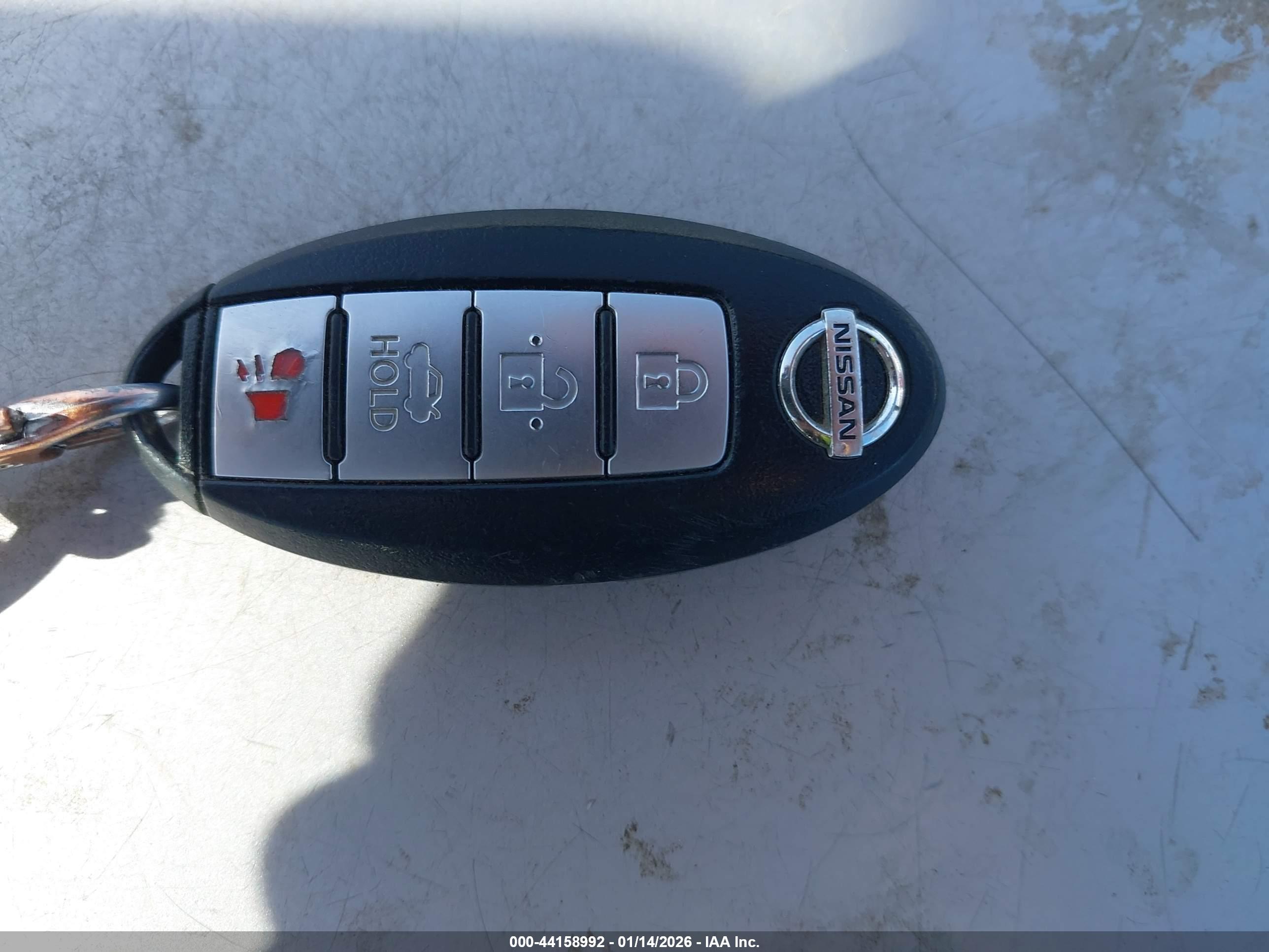 NISSAN MAXIMA image 11