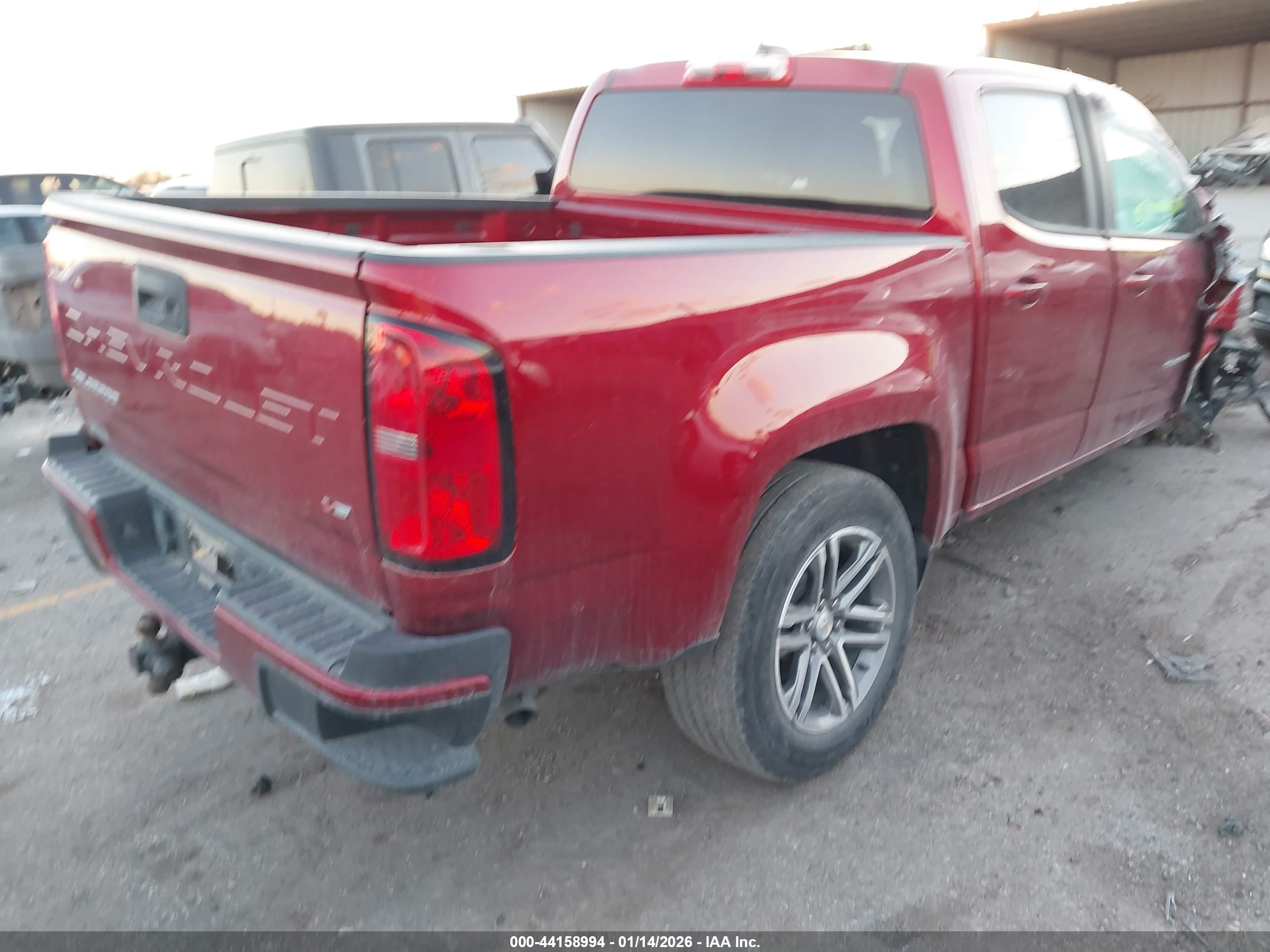 CHEVROLET COLORADO image 4