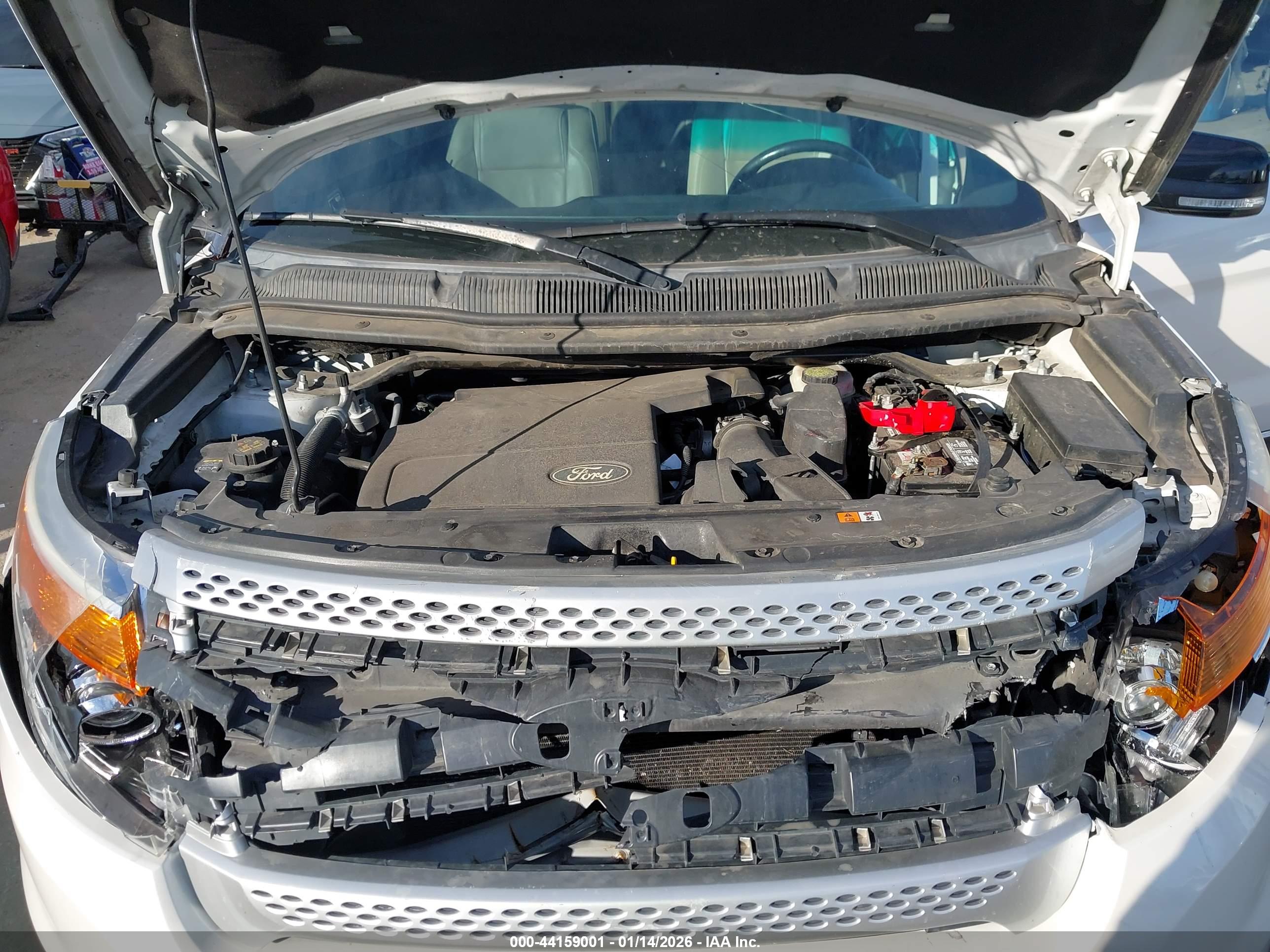 FORD EXPLORER image 10