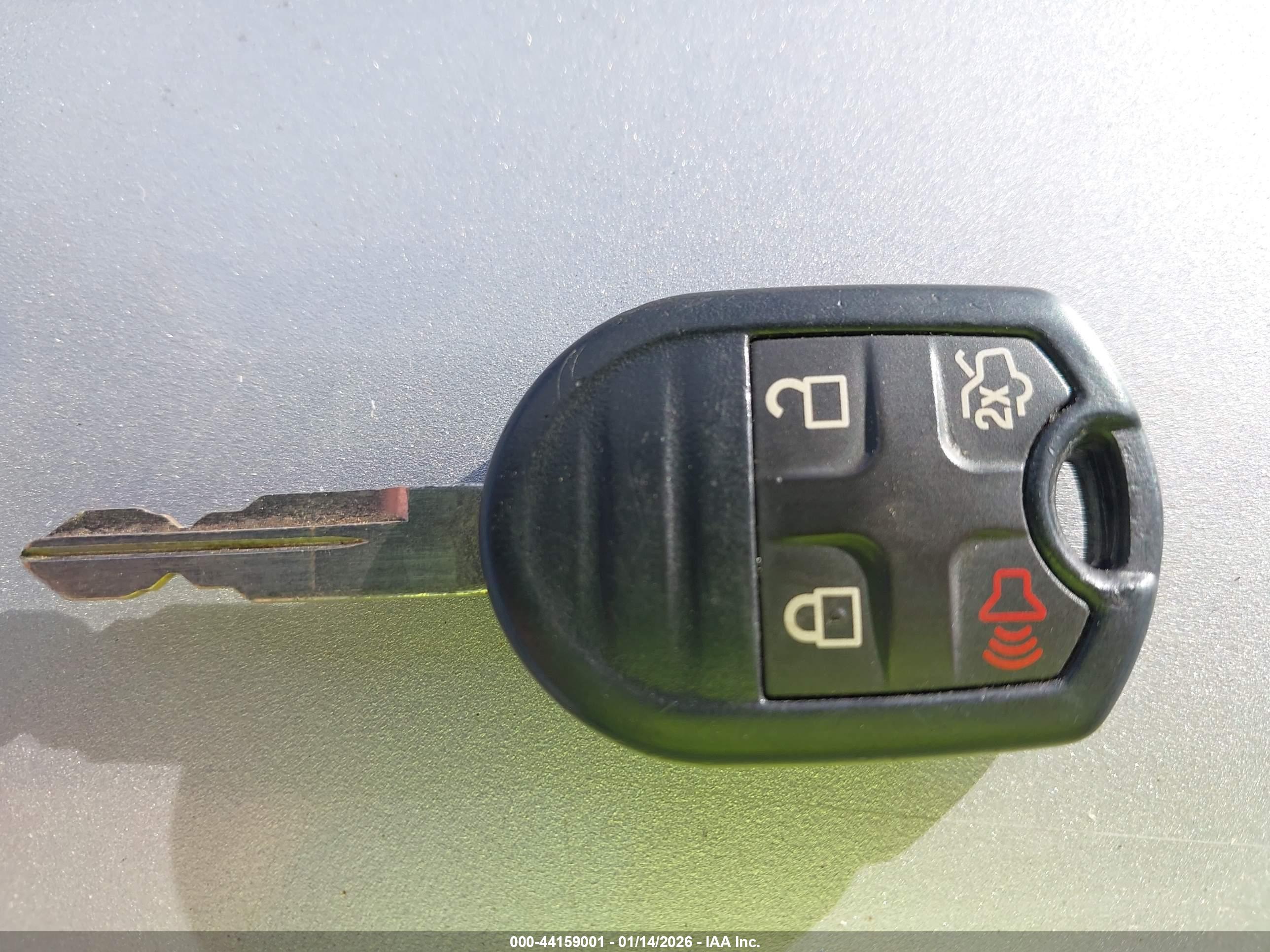 FORD EXPLORER image 11