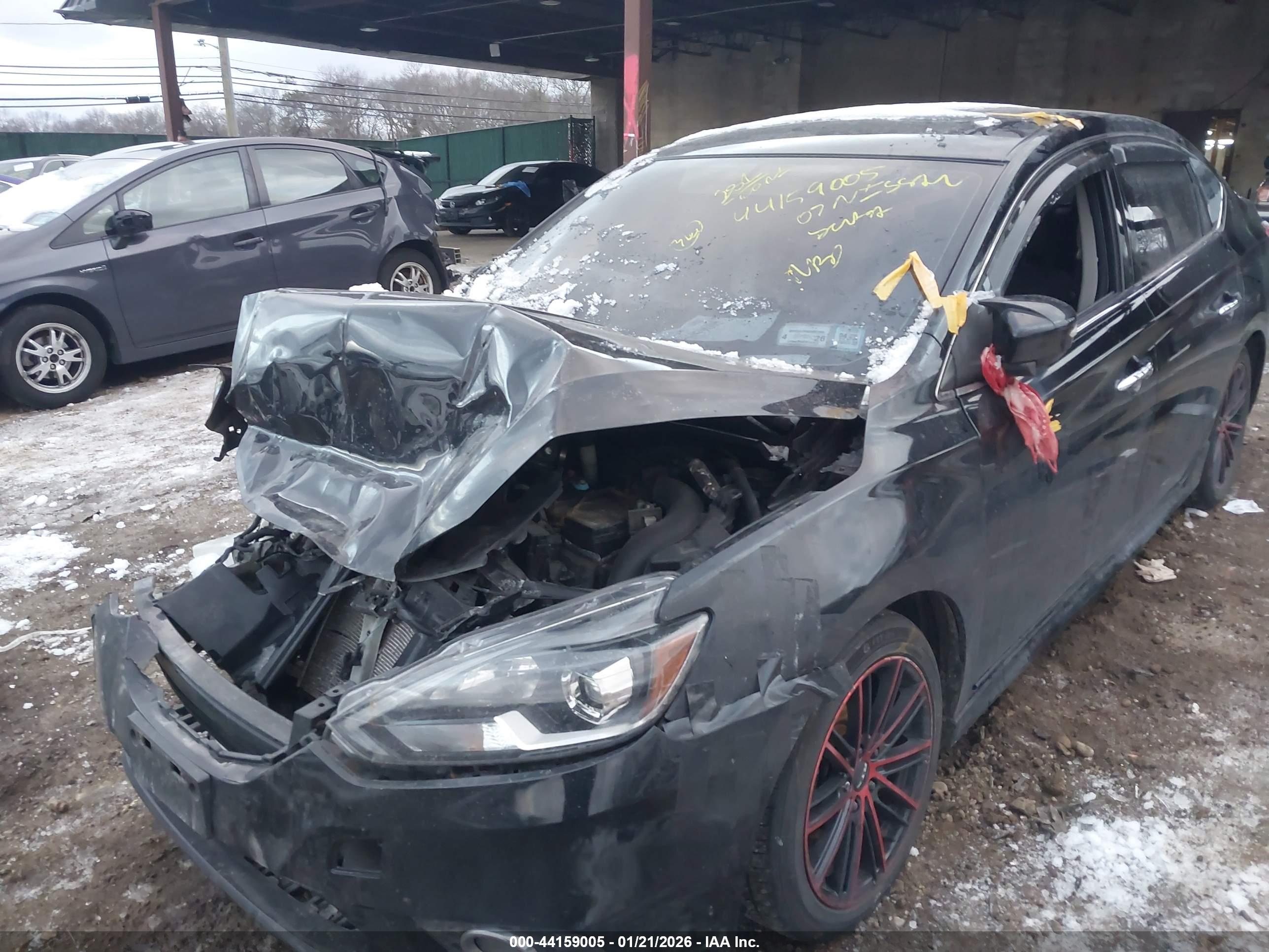 NISSAN SENTRA image 6