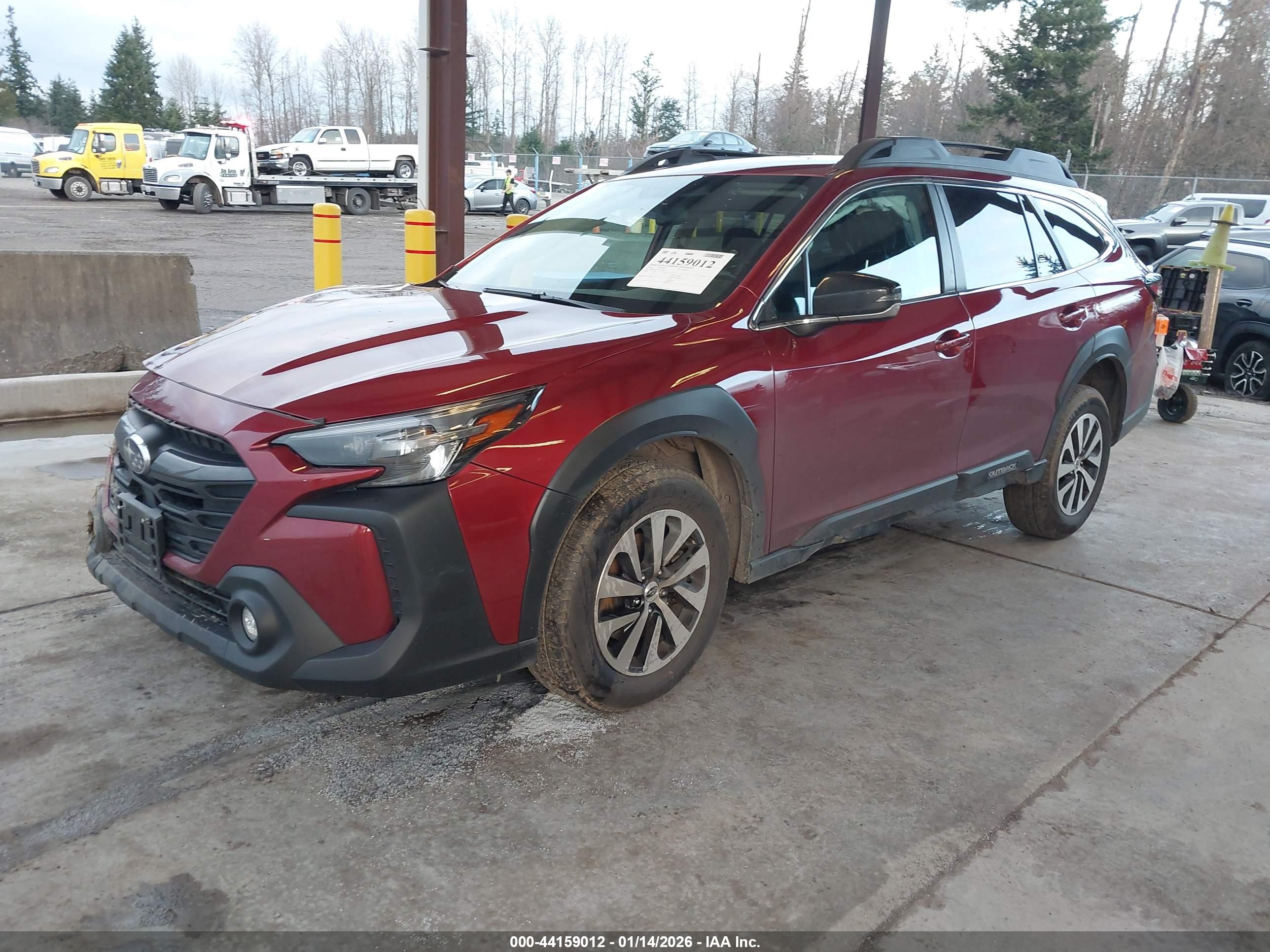 SUBARU OUTBACK image 2