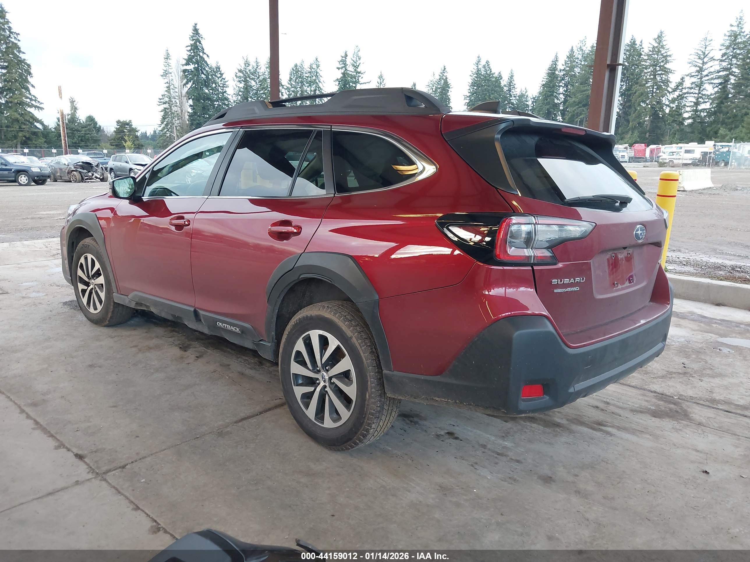 SUBARU OUTBACK image 3
