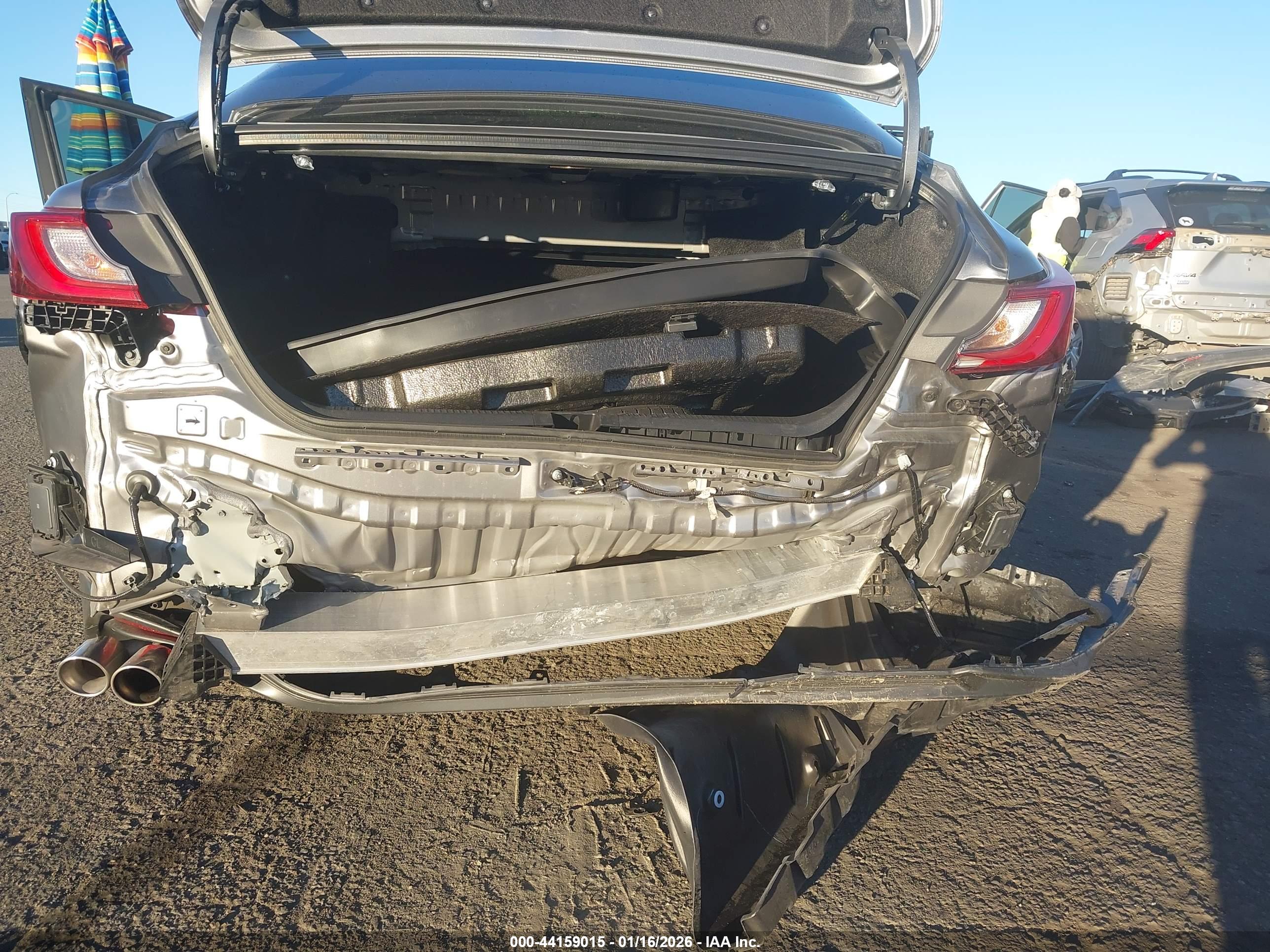 TOYOTA CAMRY image 6