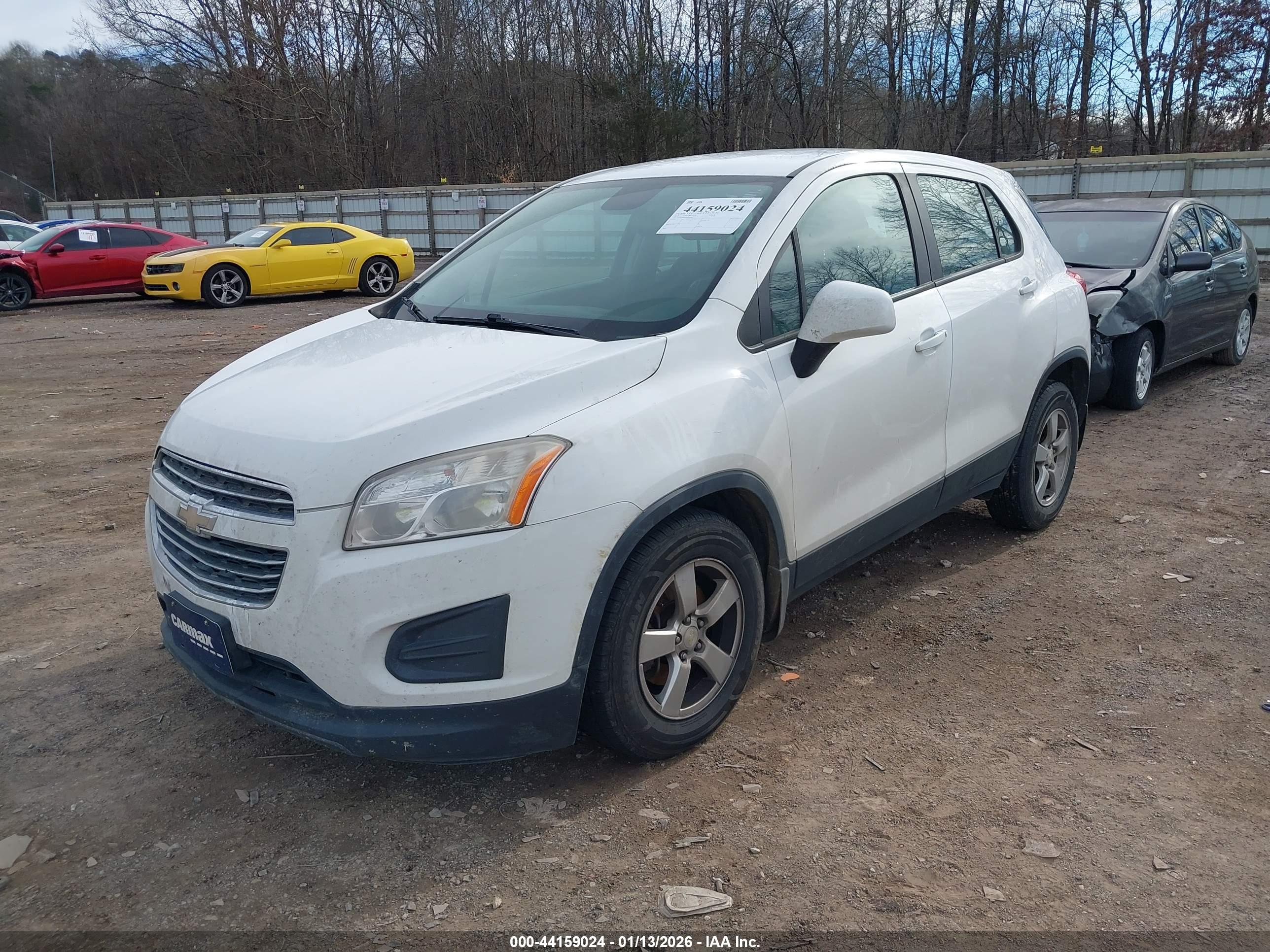 CHEVROLET TRAX image 2