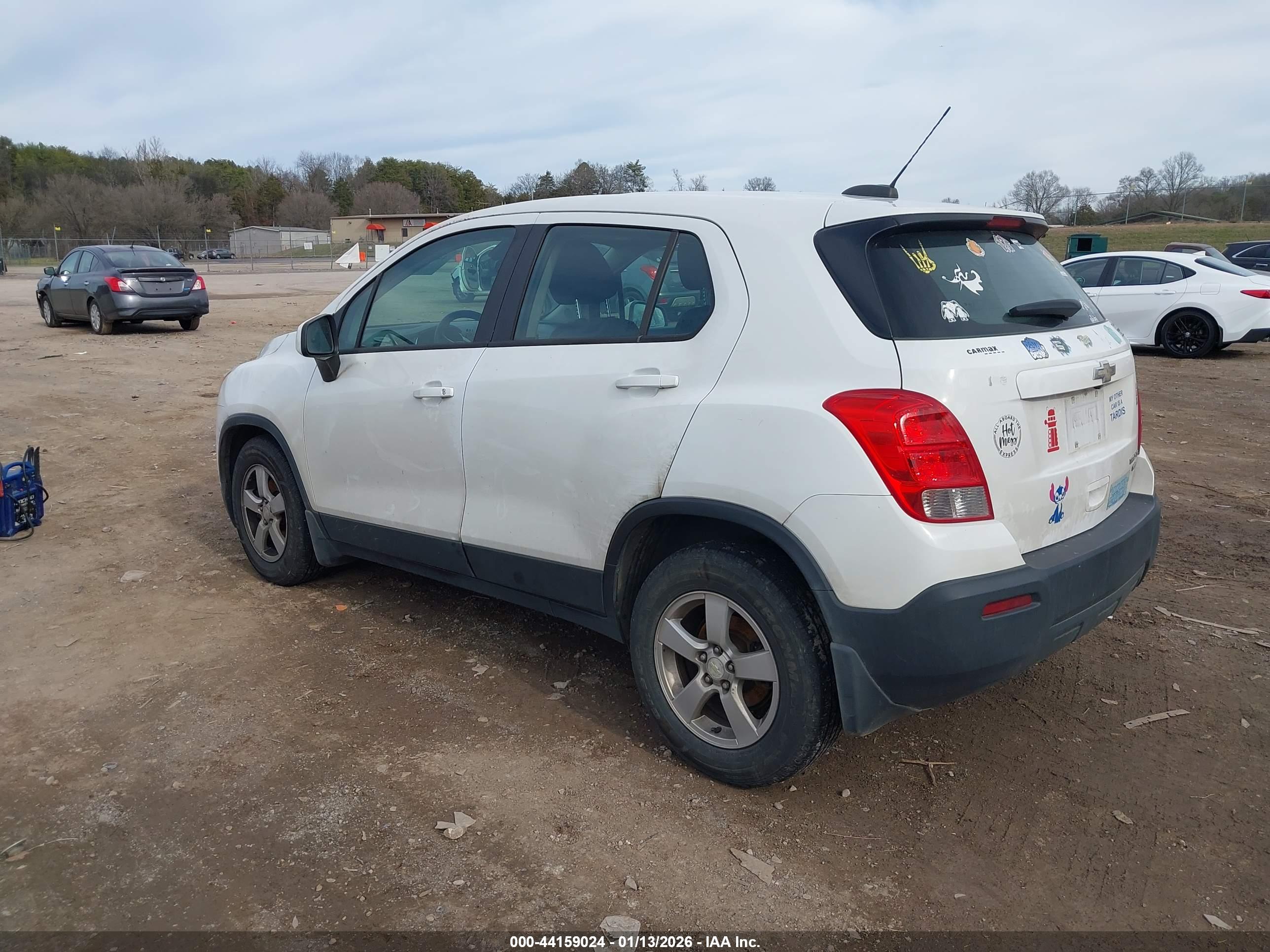 CHEVROLET TRAX image 3
