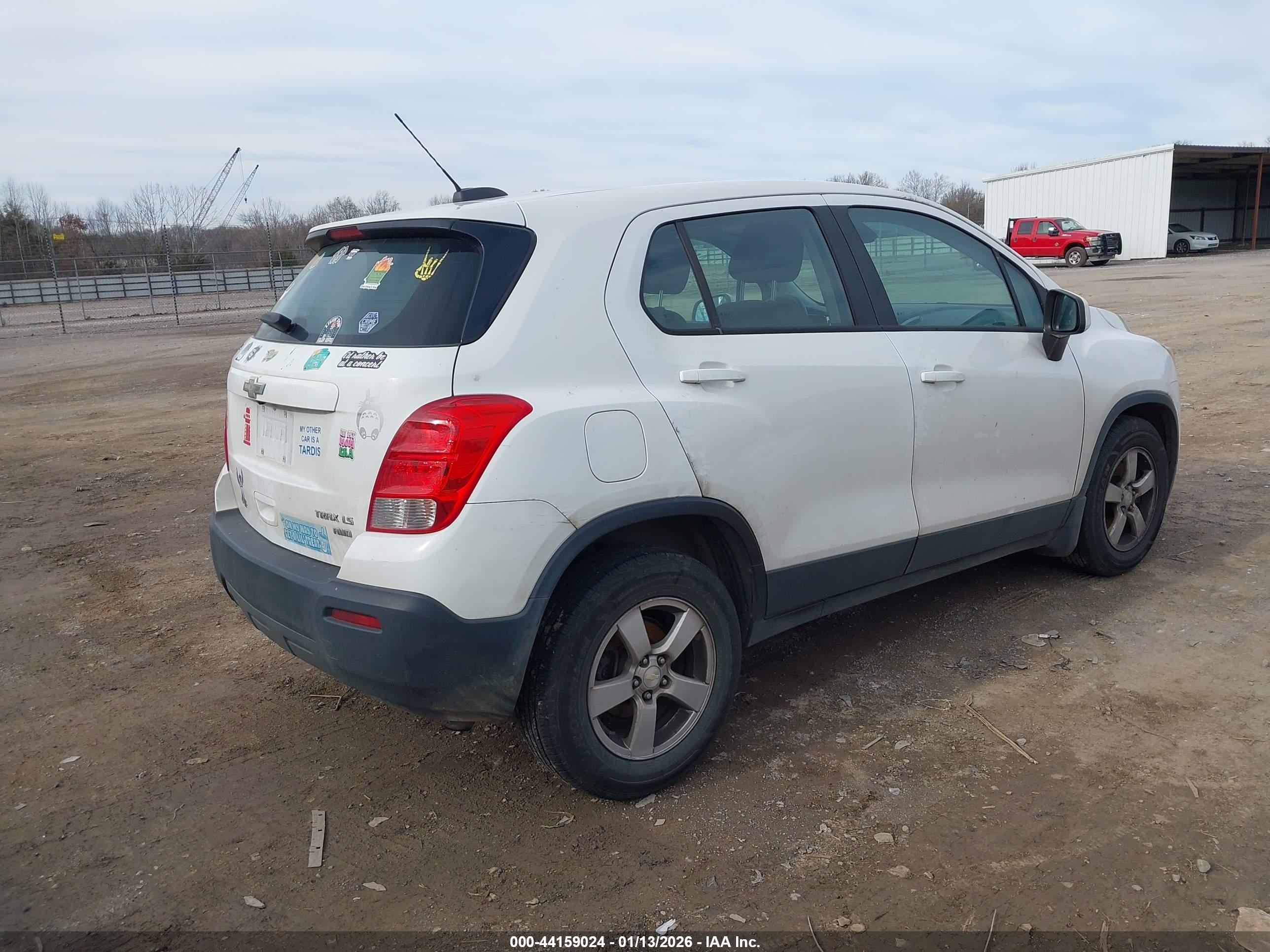 CHEVROLET TRAX image 4