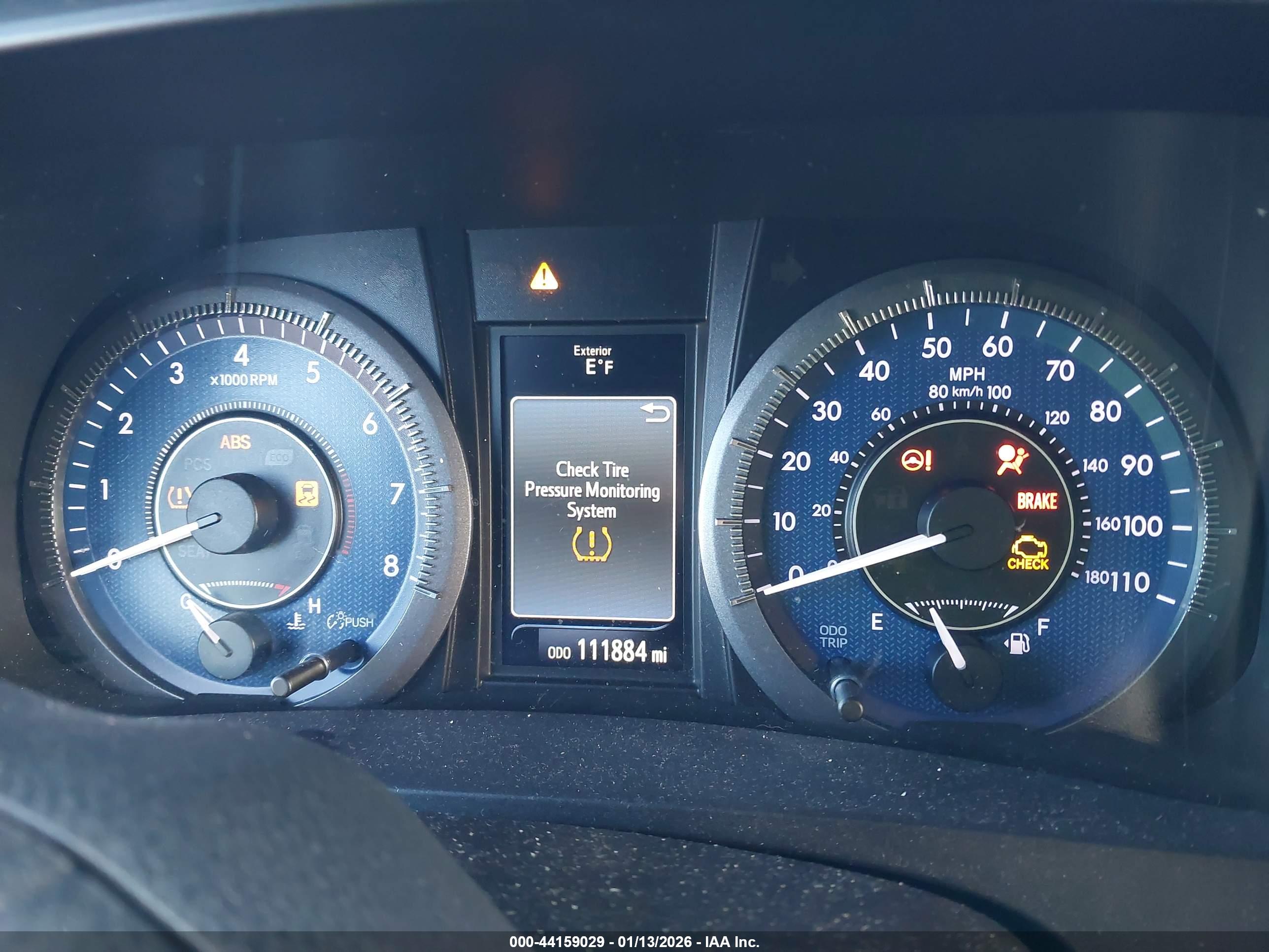TOYOTA SIENNA image 7