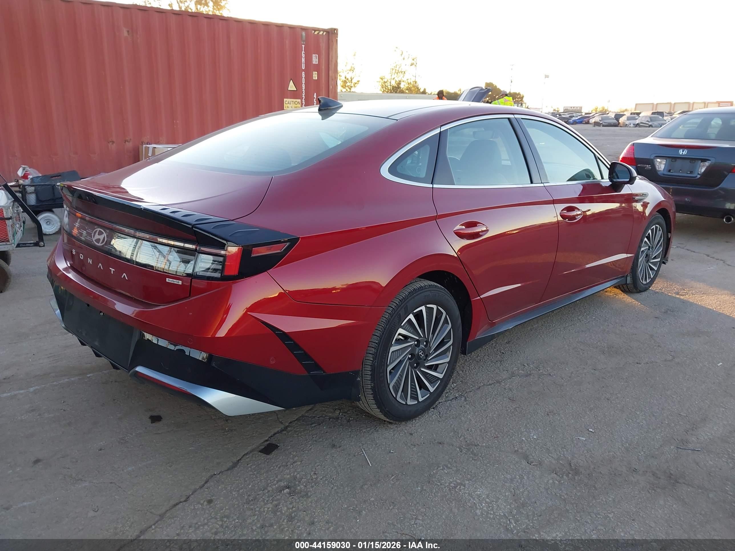 HYUNDAI SONATA image 4