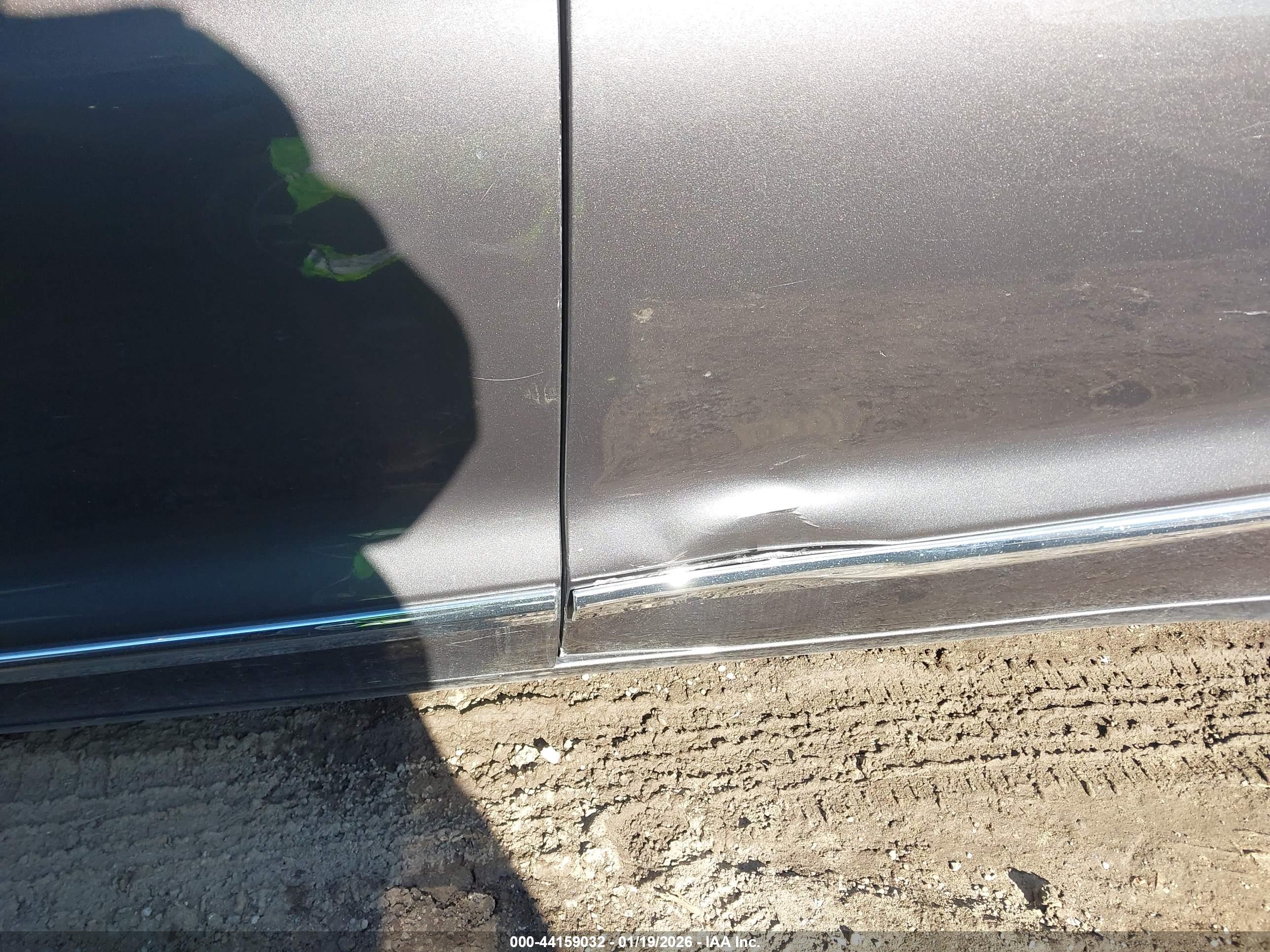 CHRYSLER PACIFICA image 6