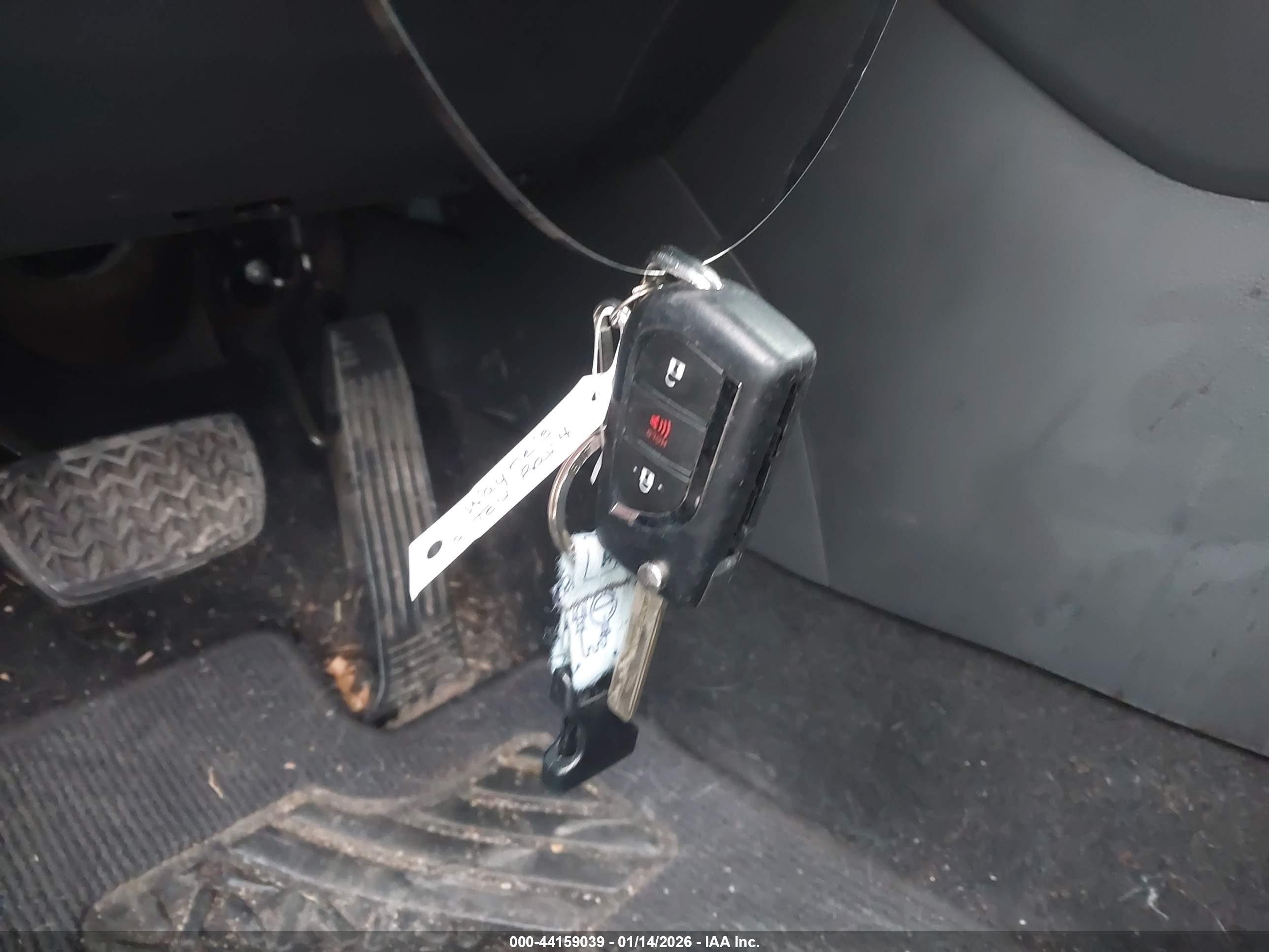 TOYOTA RAV4 image 11