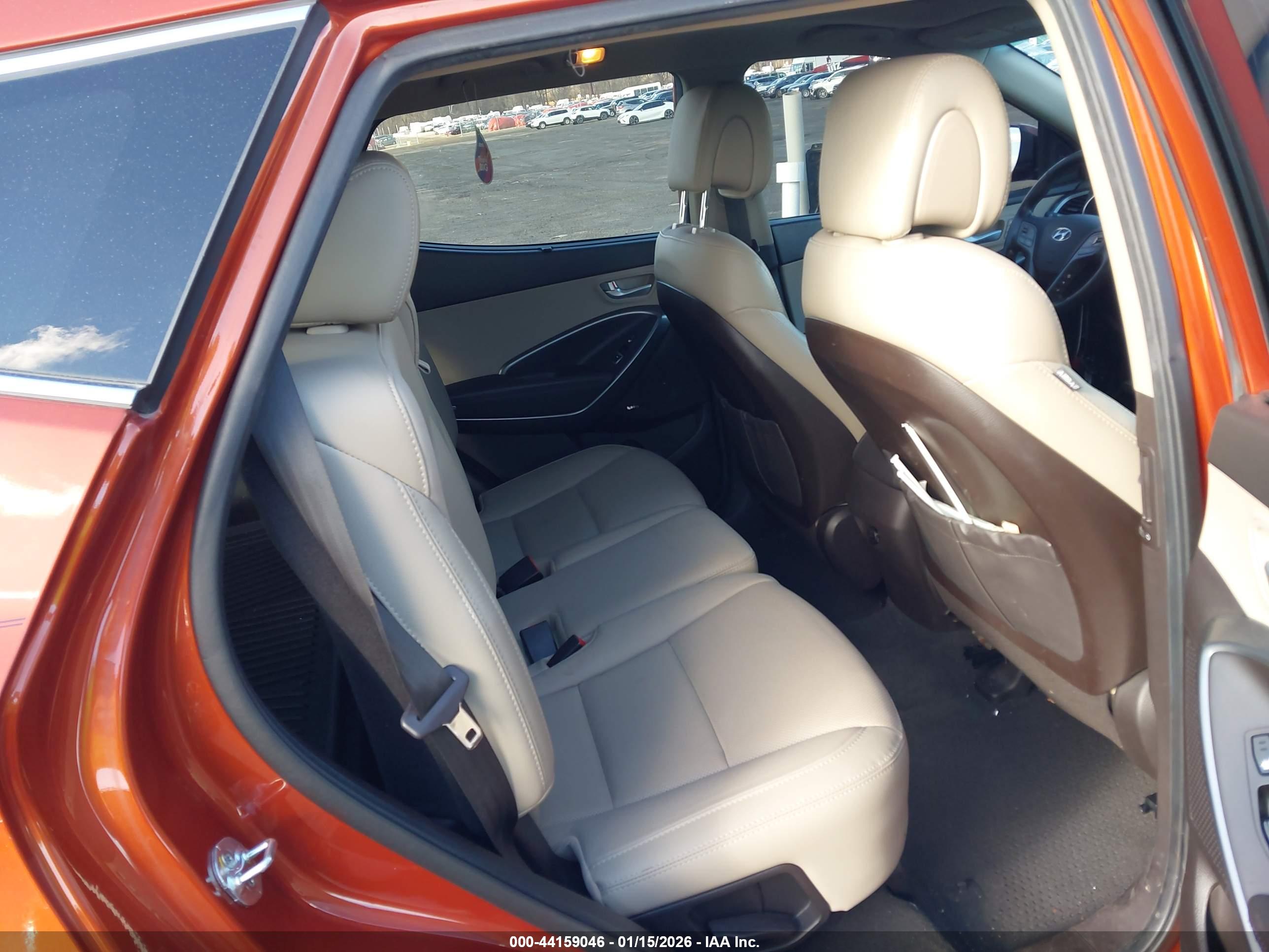 HYUNDAI SANTA image 8