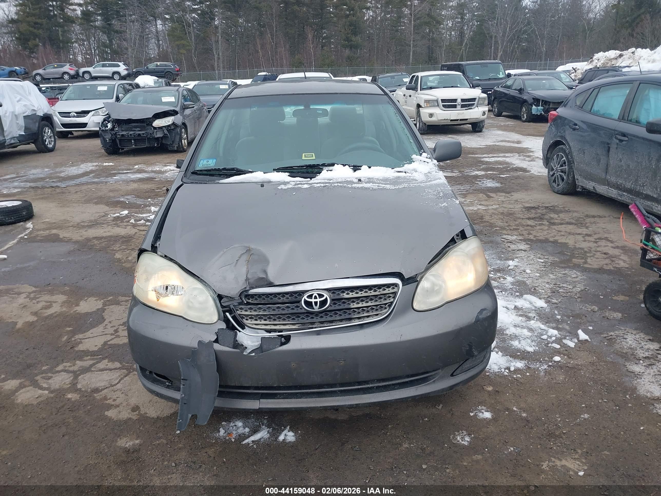 TOYOTA COROLLA image 6