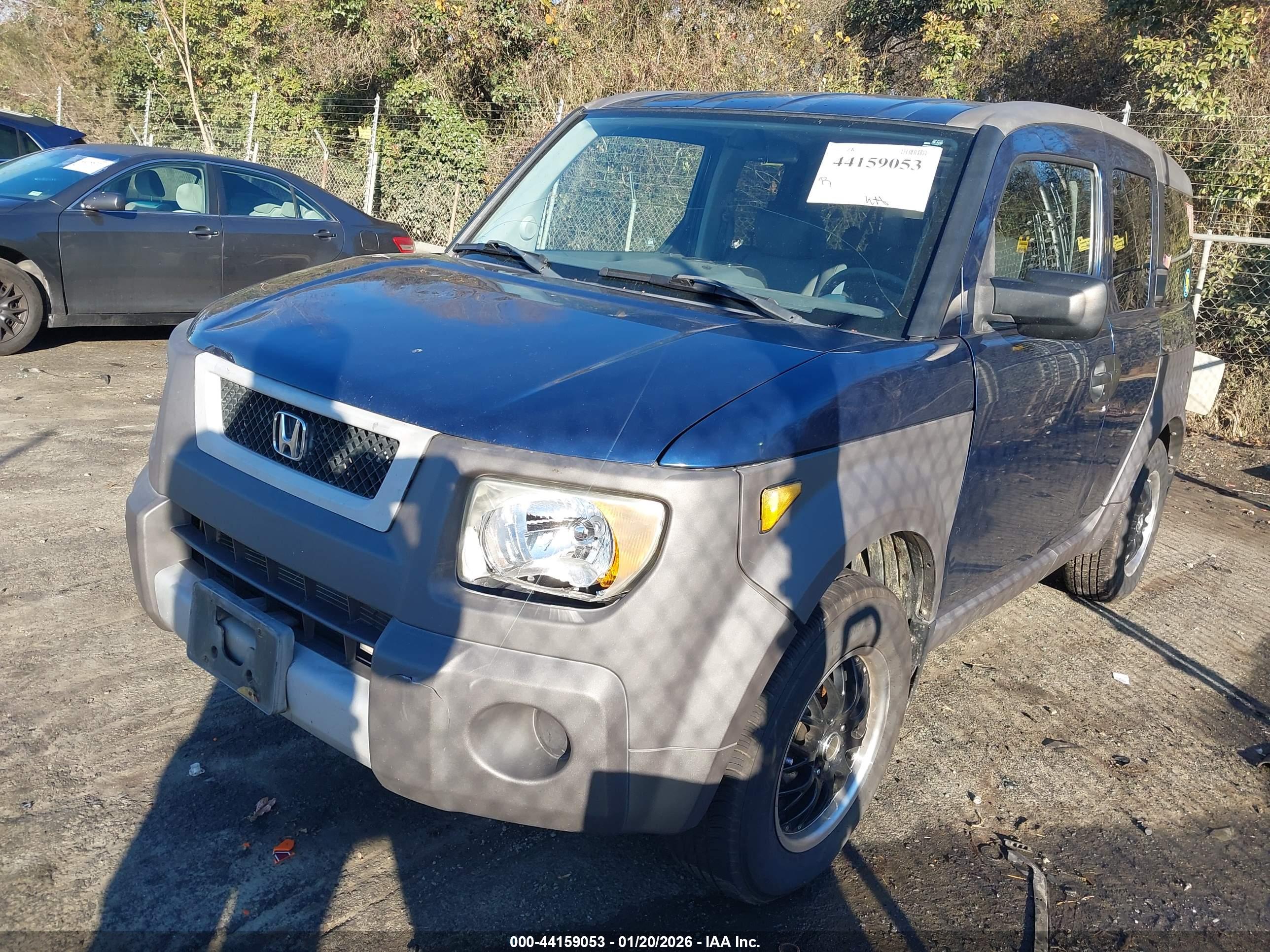 HONDA ELEMENT image 2