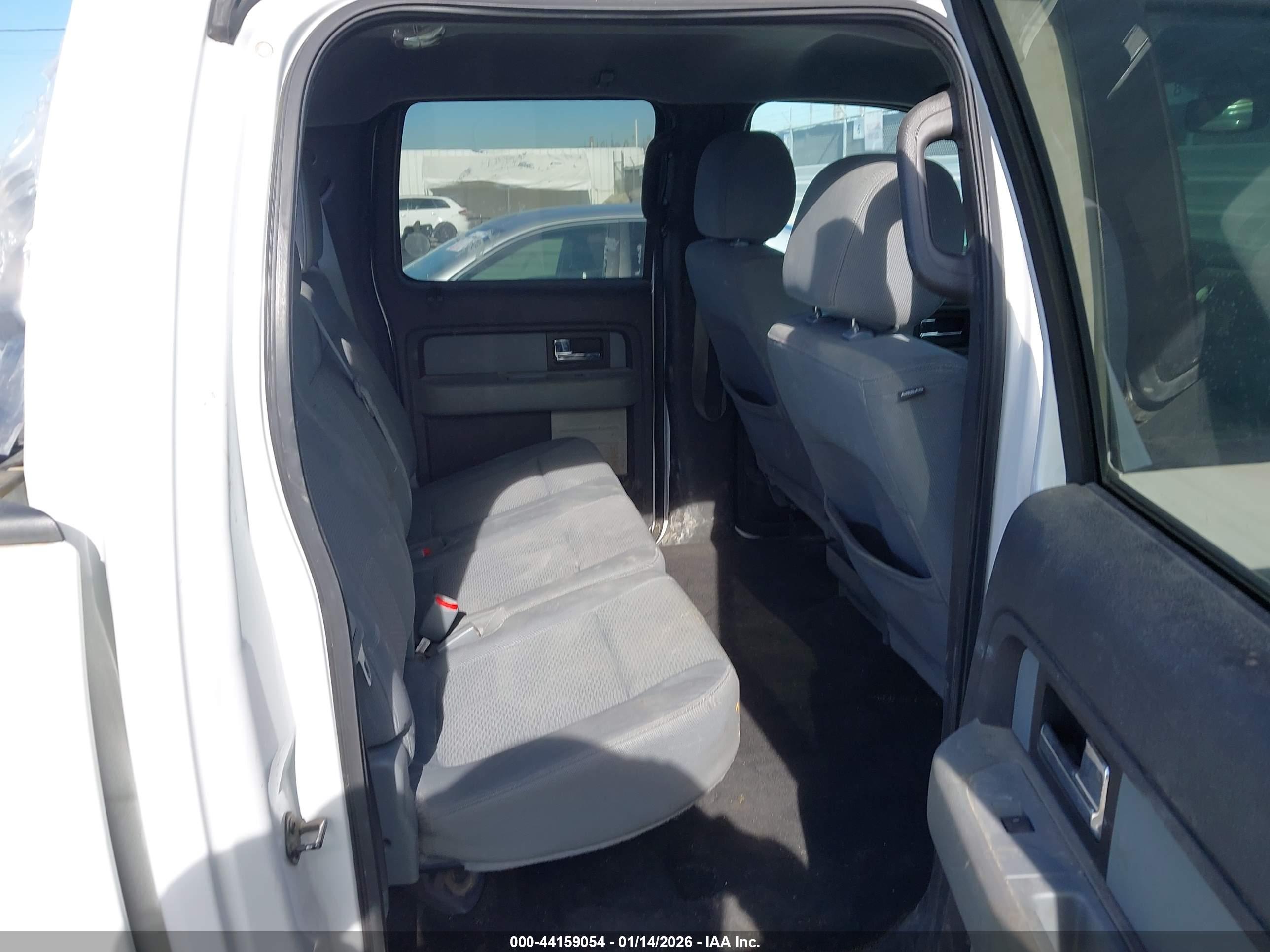 FORD F-150 image 8