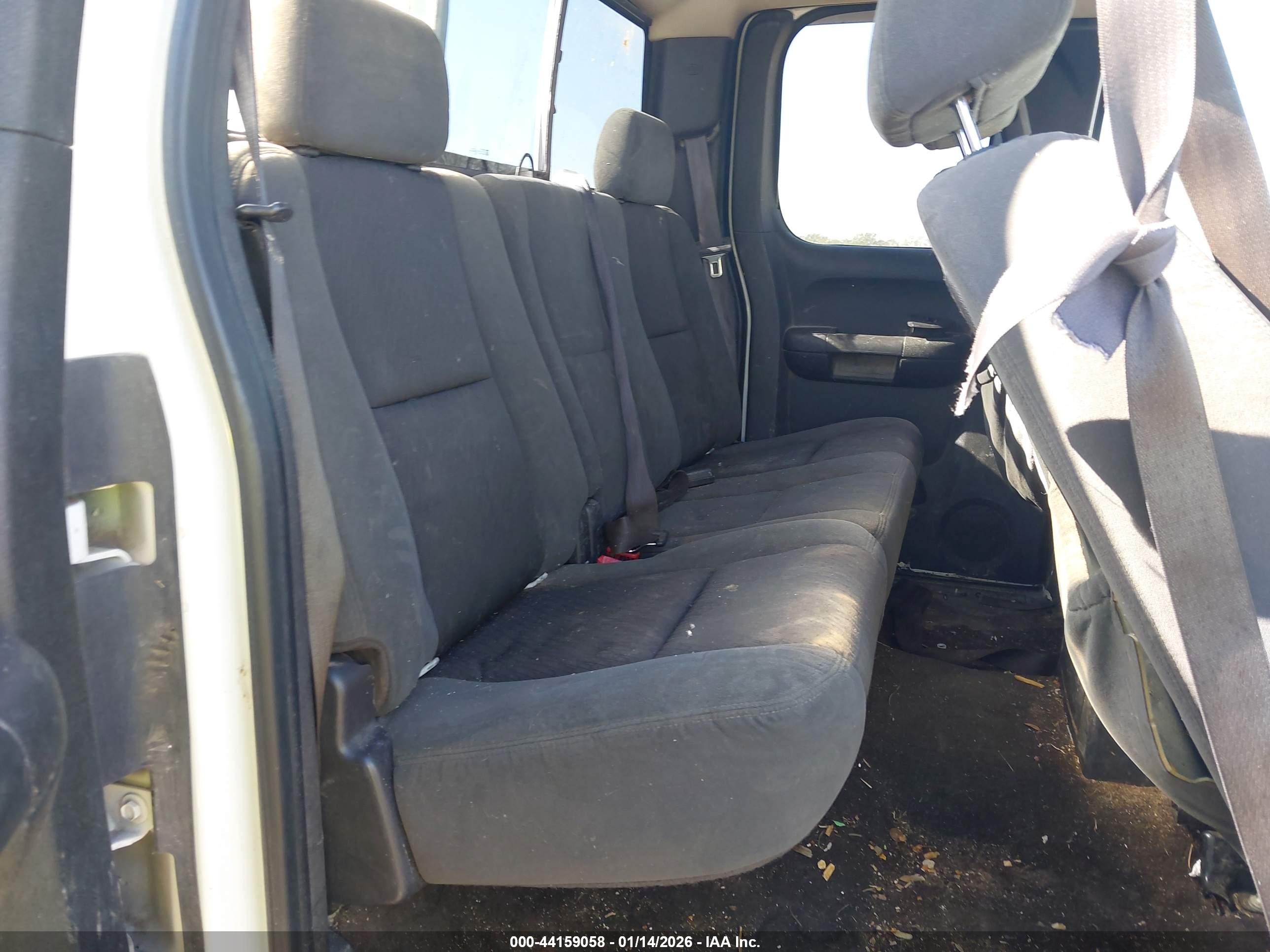 GMC SIERRA image 8