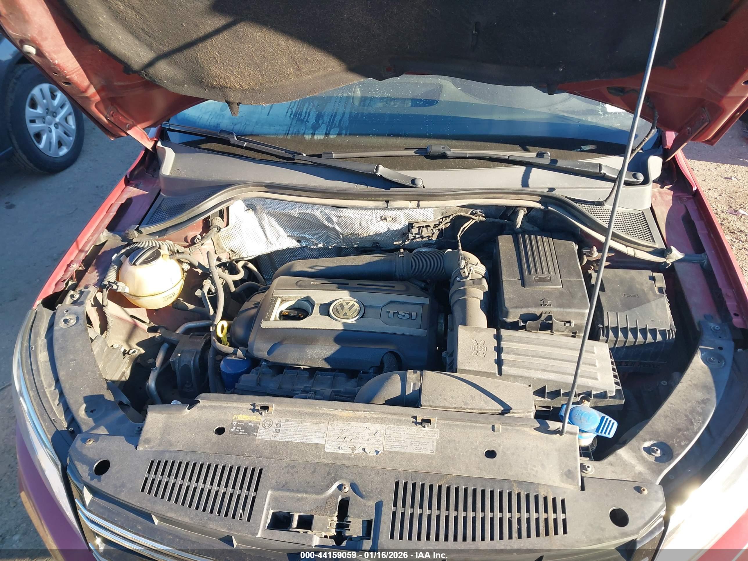 VOLKSWAGEN TIGUAN image 10
