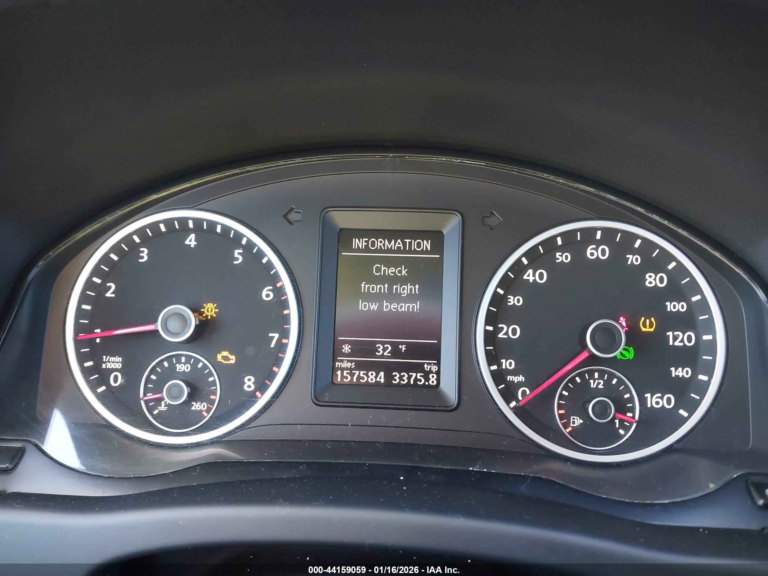 VOLKSWAGEN TIGUAN image 7