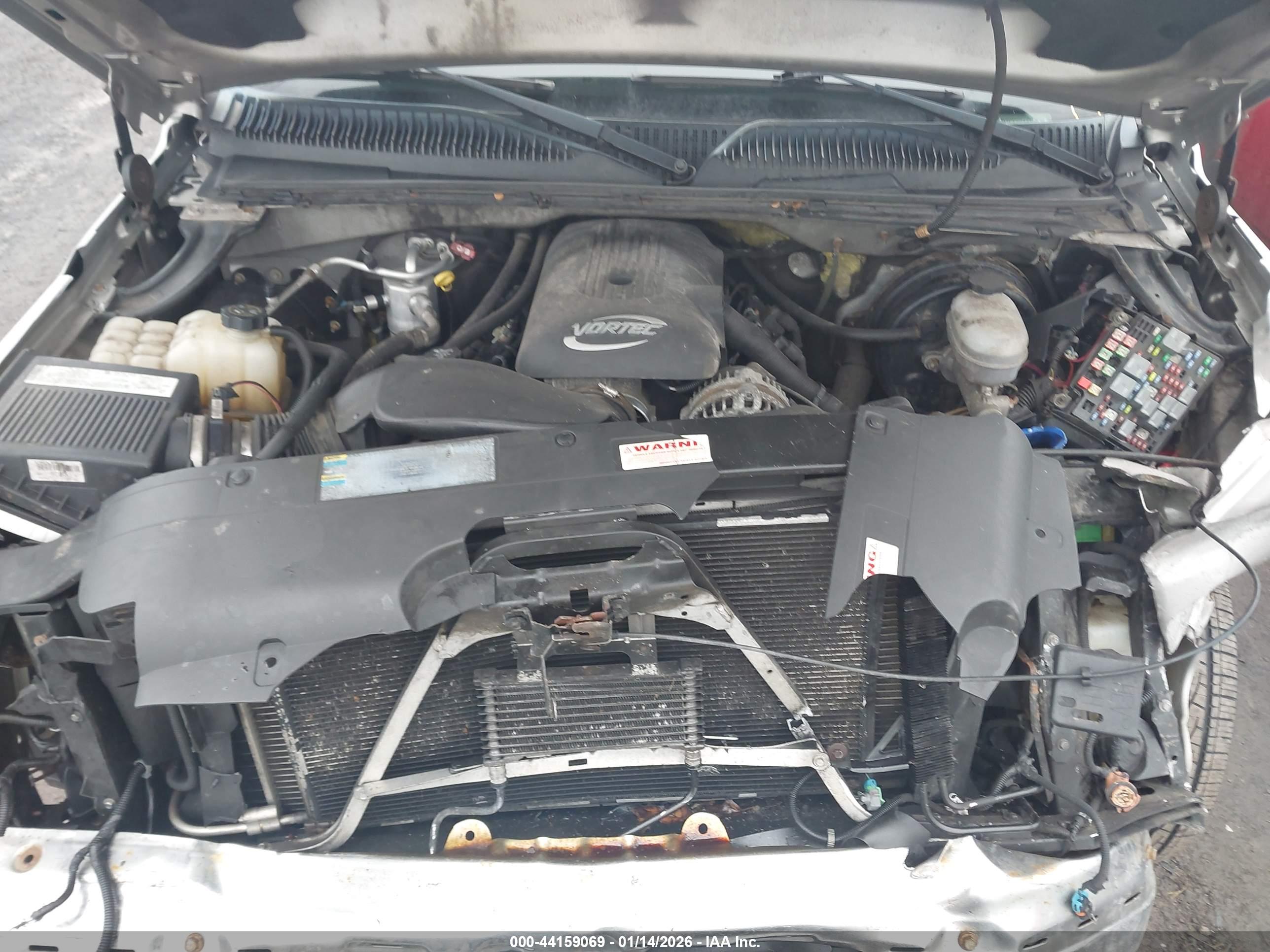 CHEVROLET SILVERADO image 10