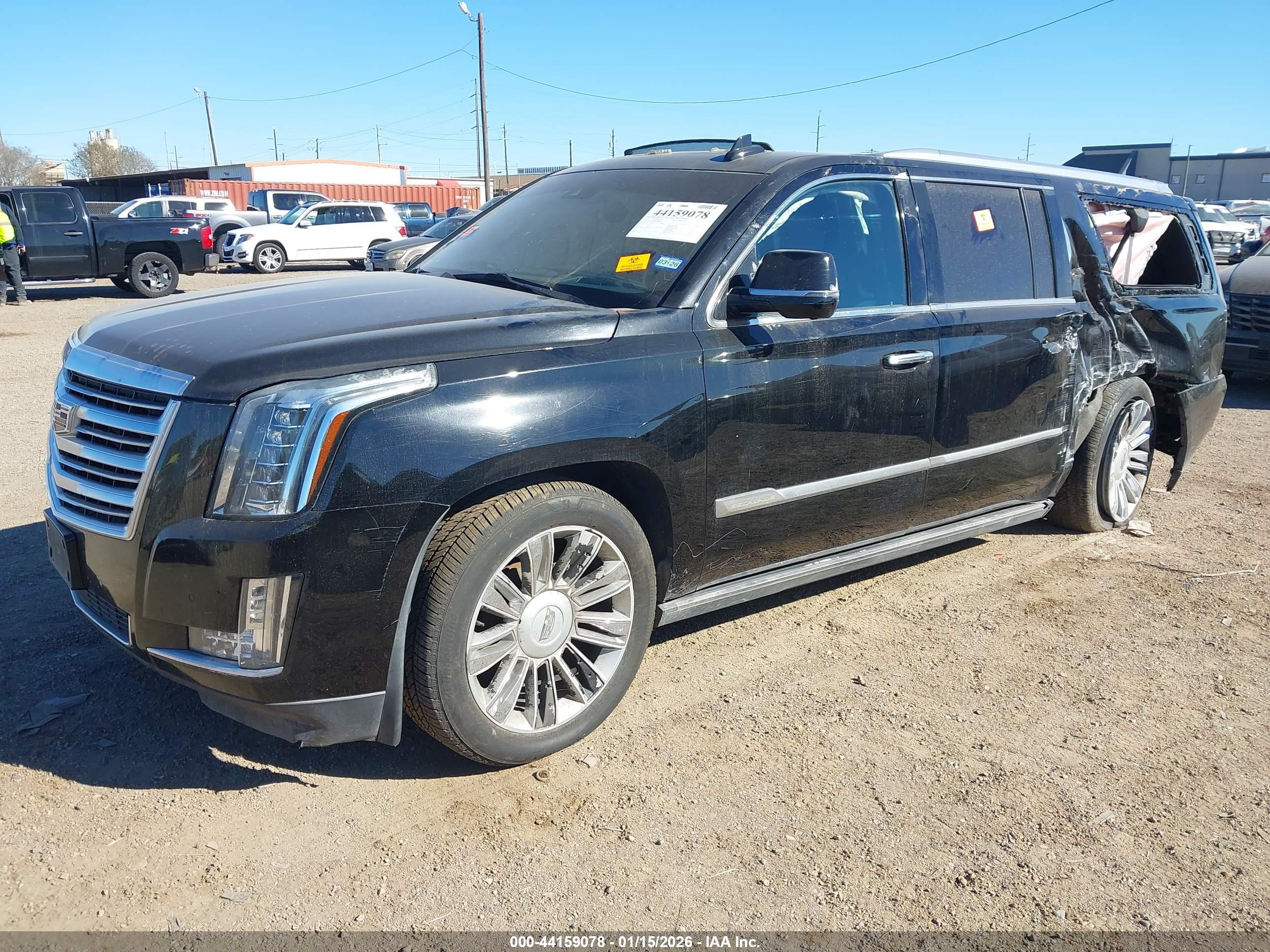 CADILLAC ESCALADE image 2