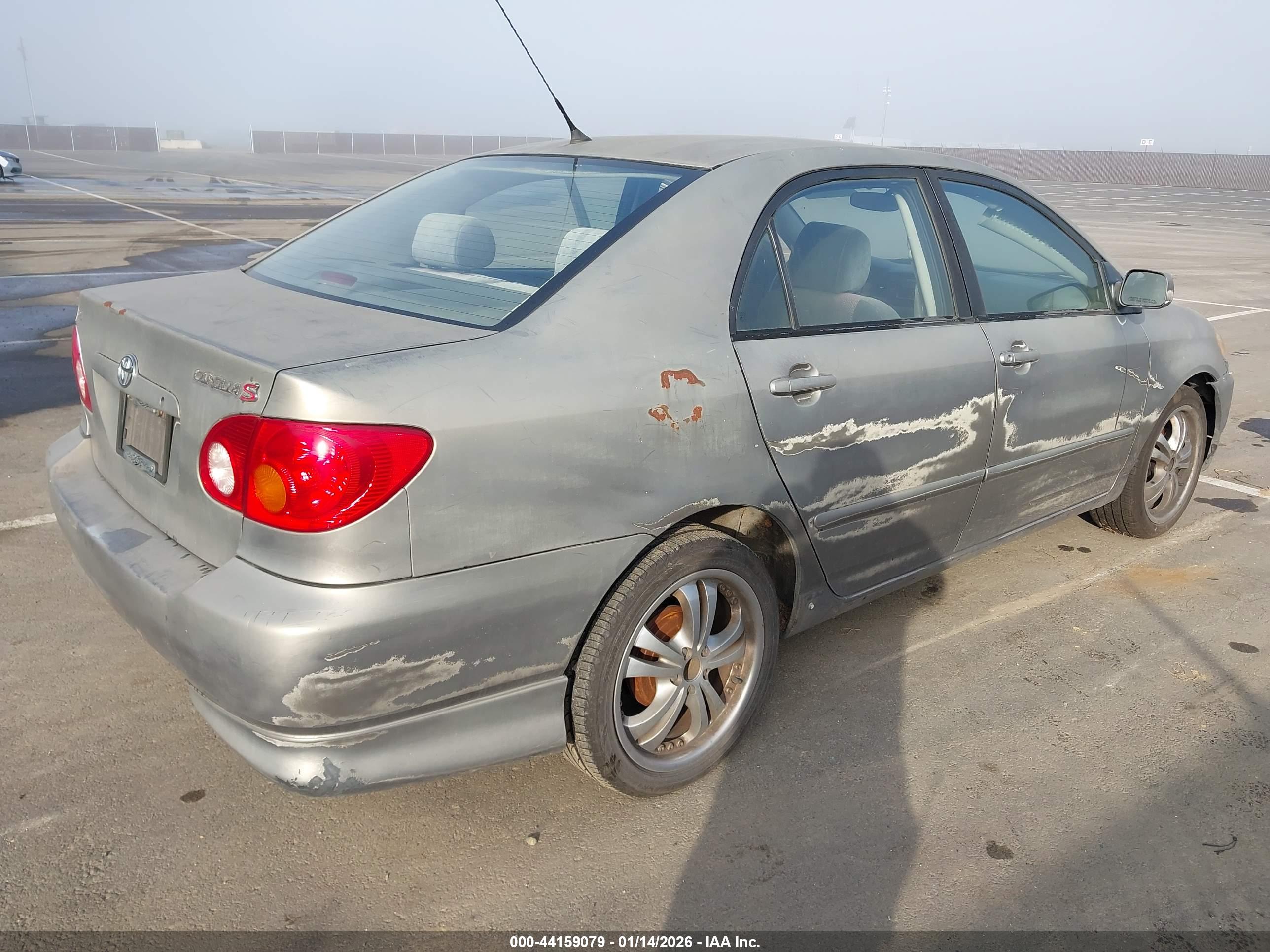 TOYOTA COROLLA image 4