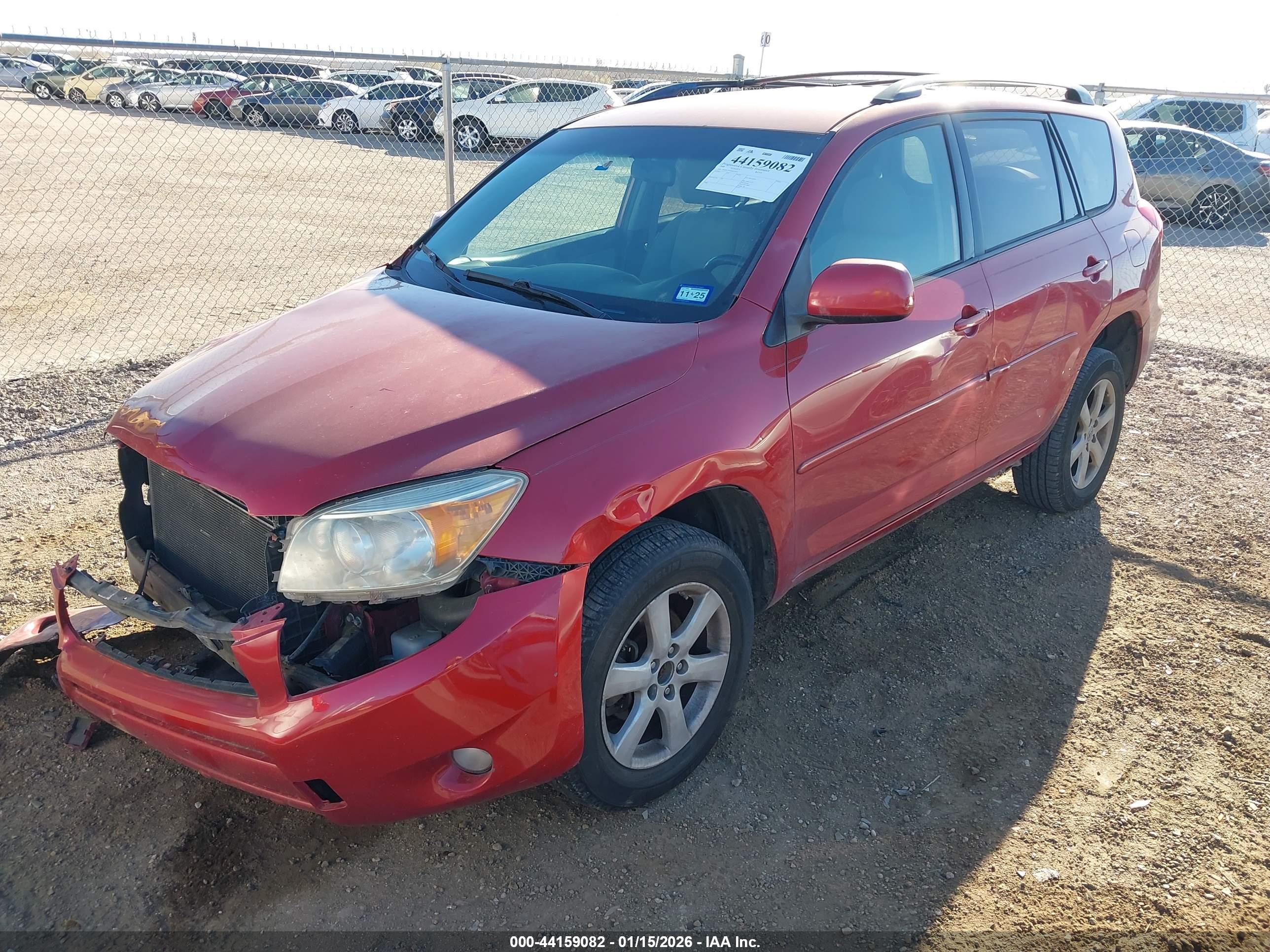 TOYOTA RAV4 image 2