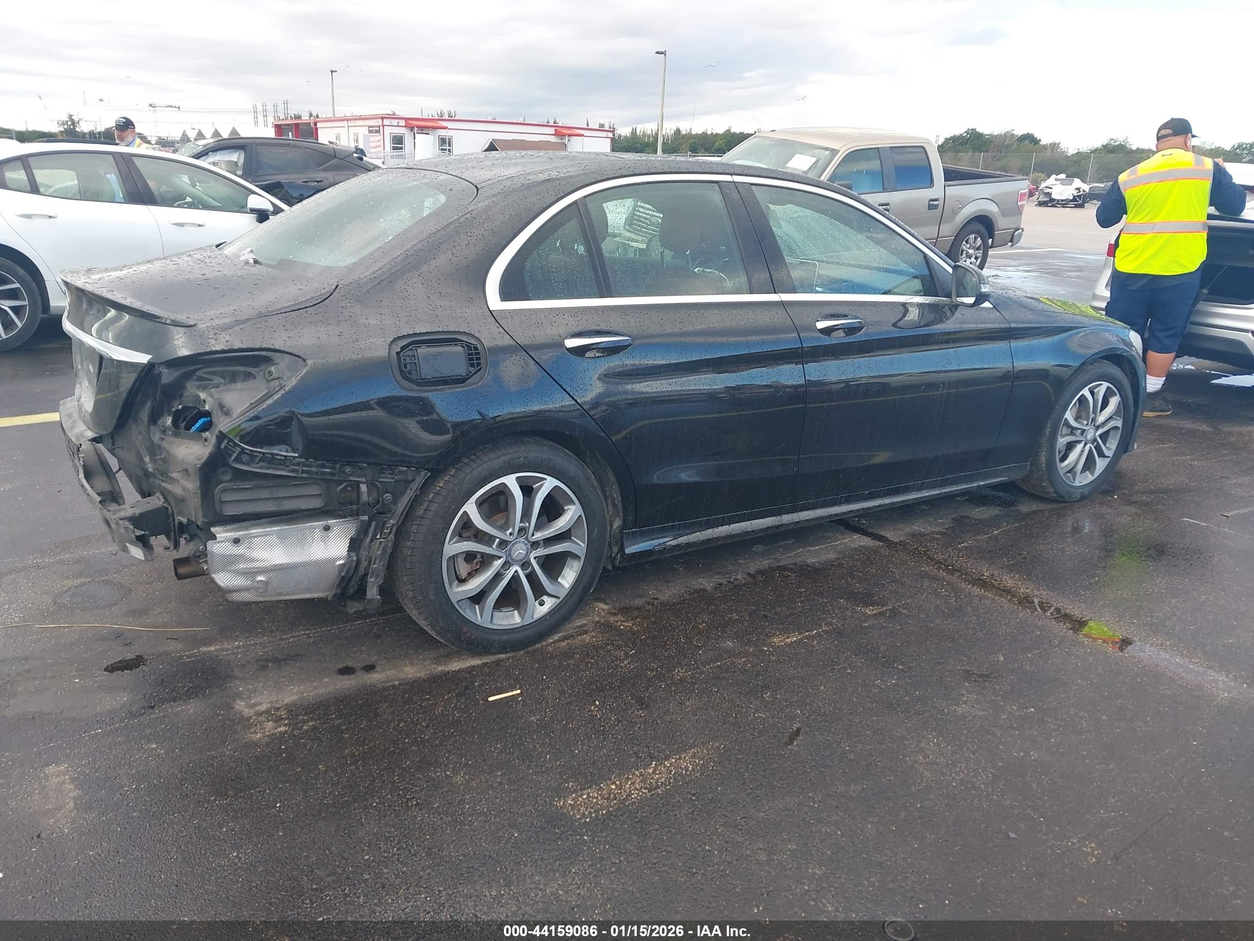 MERCEDES-BENZ C image 4