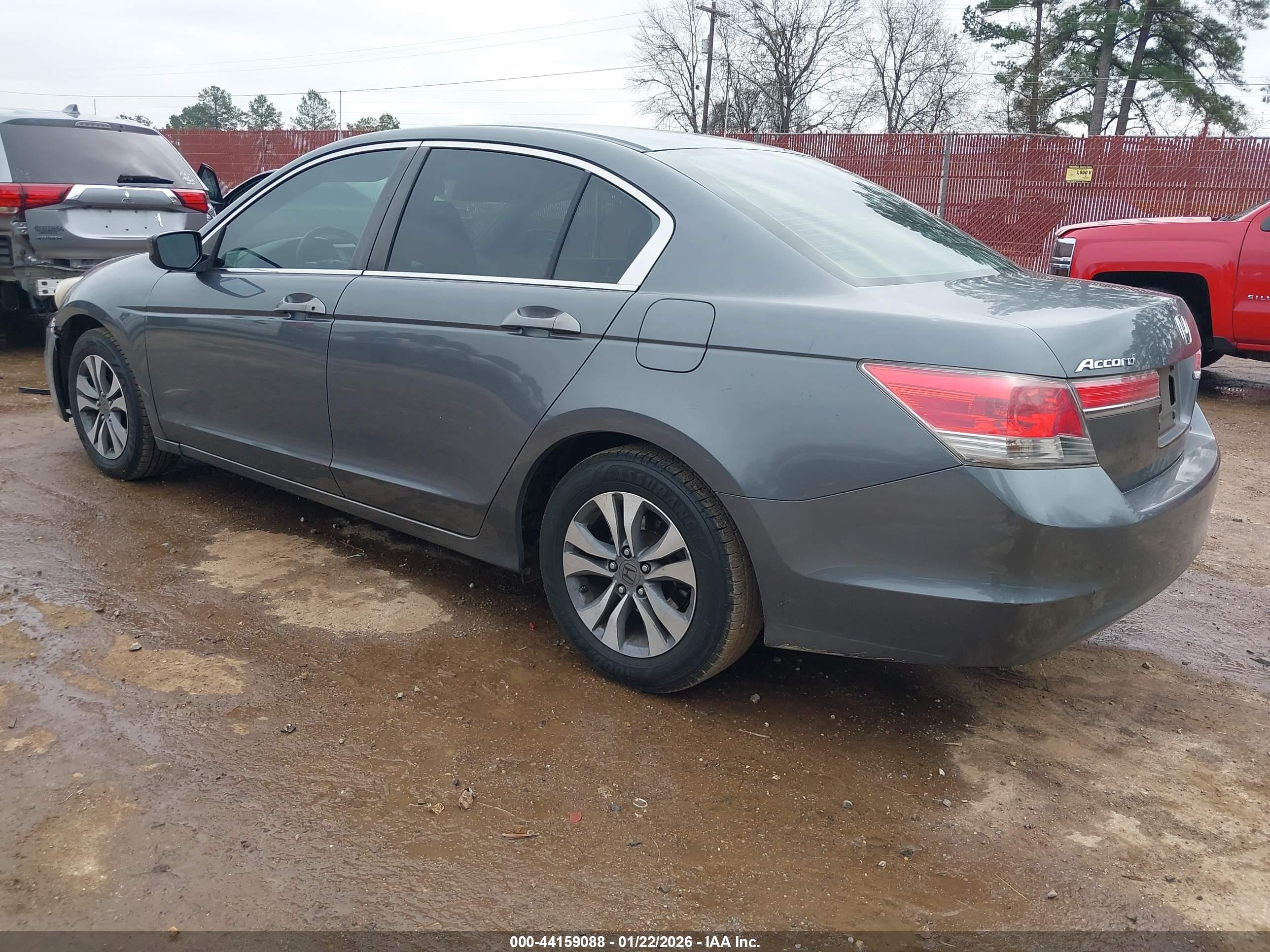 HONDA ACCORD image 3