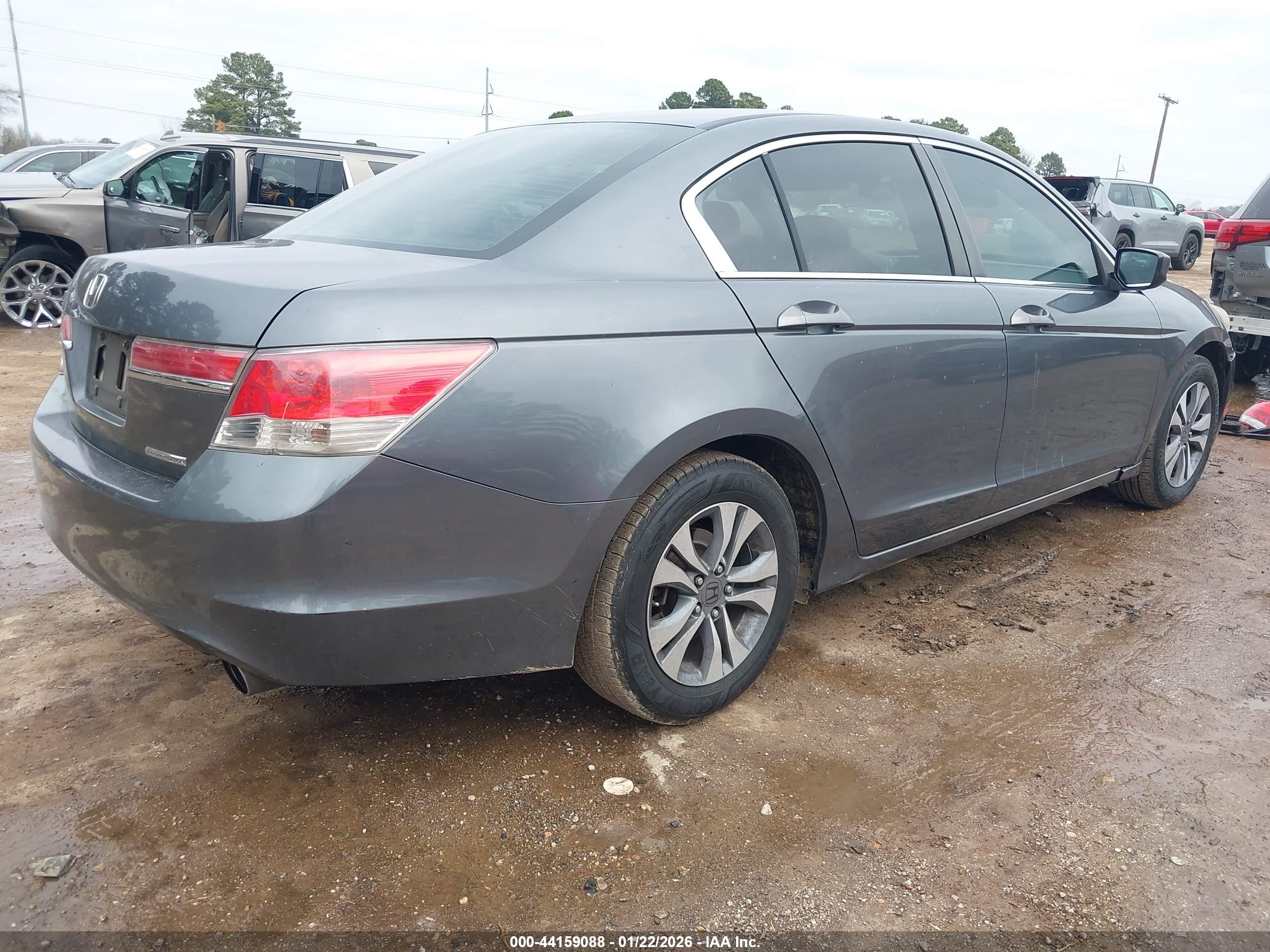 HONDA ACCORD image 4