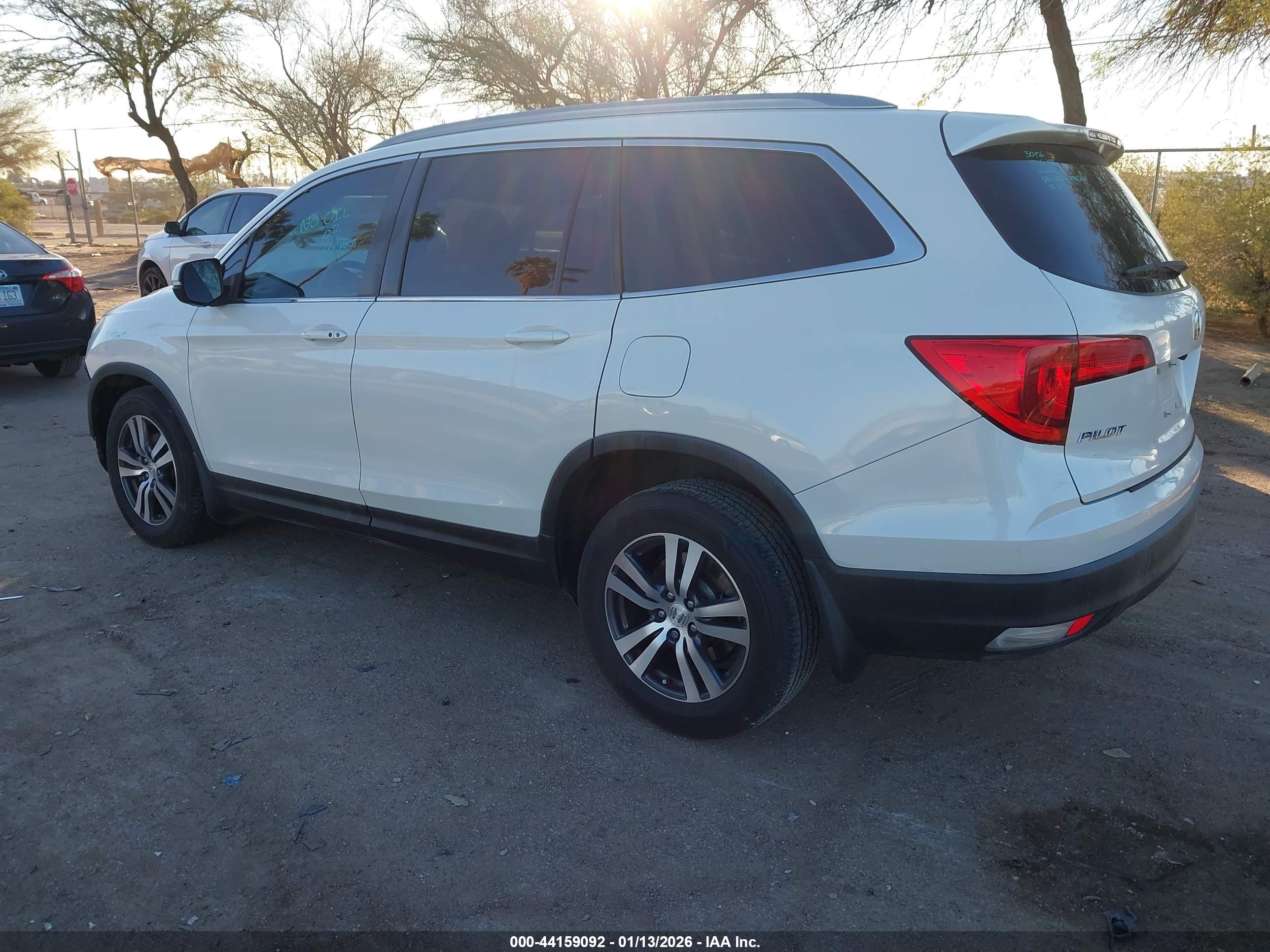 HONDA PILOT image 3