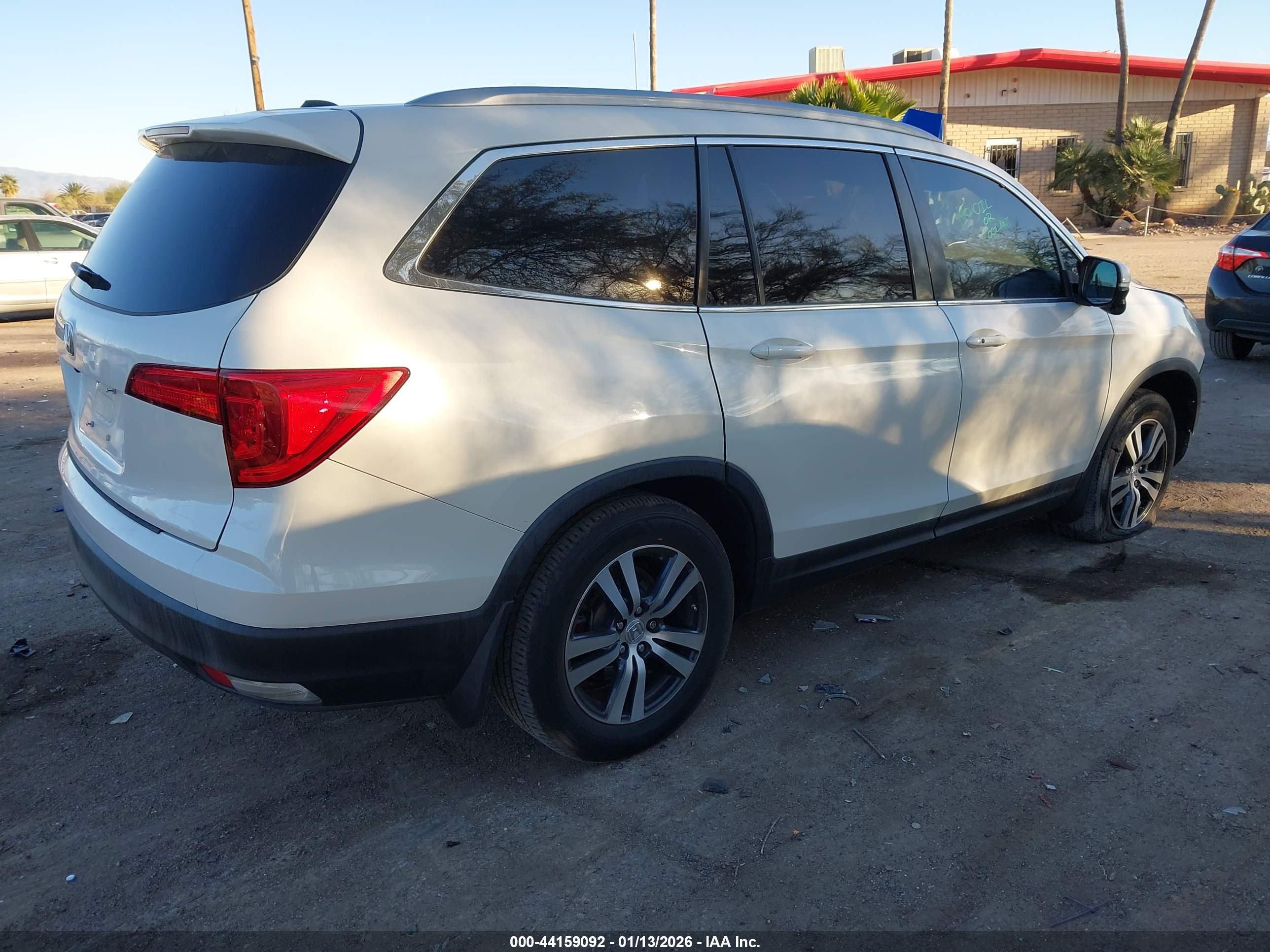 HONDA PILOT image 4