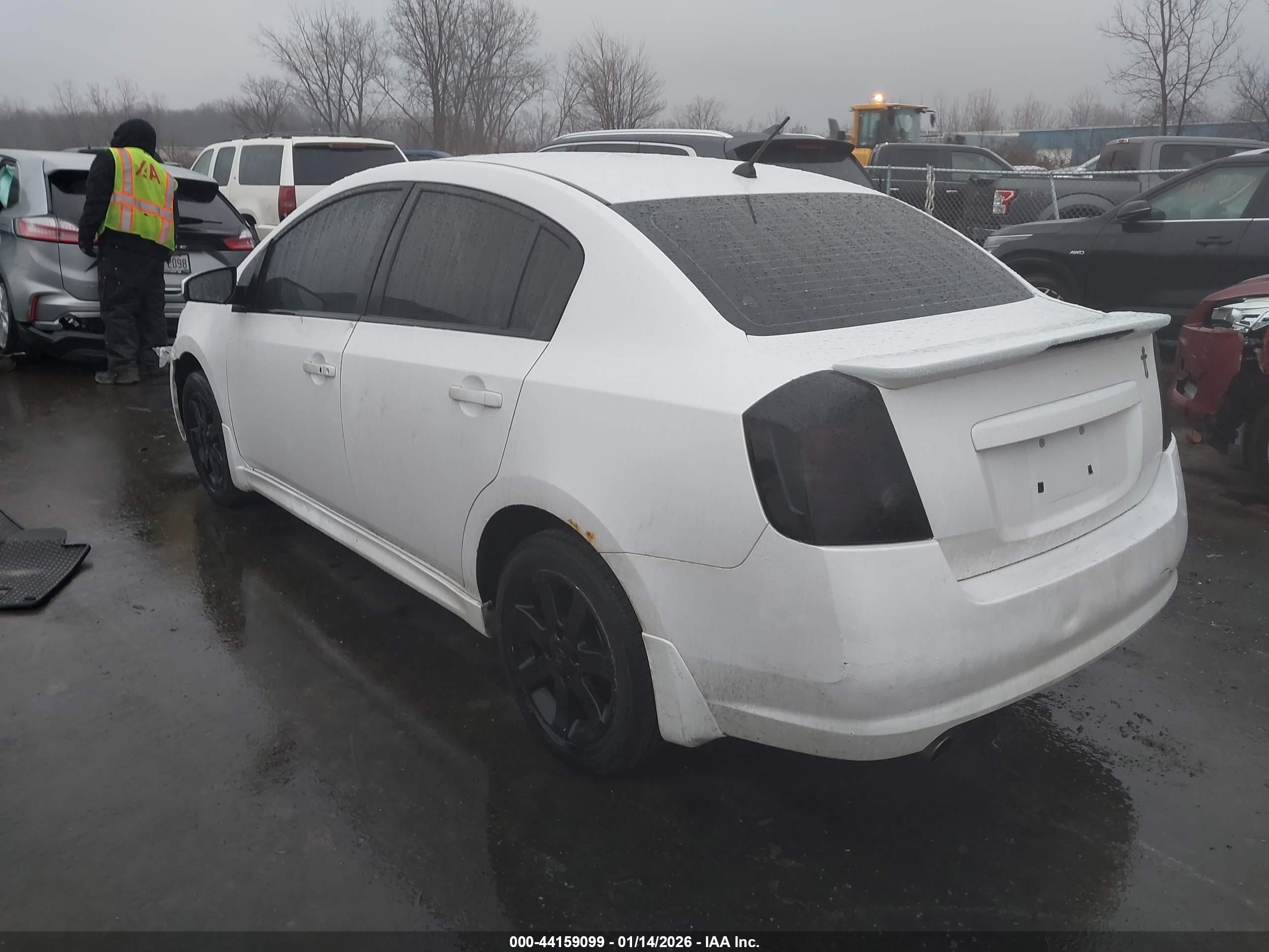 NISSAN SENTRA image 3