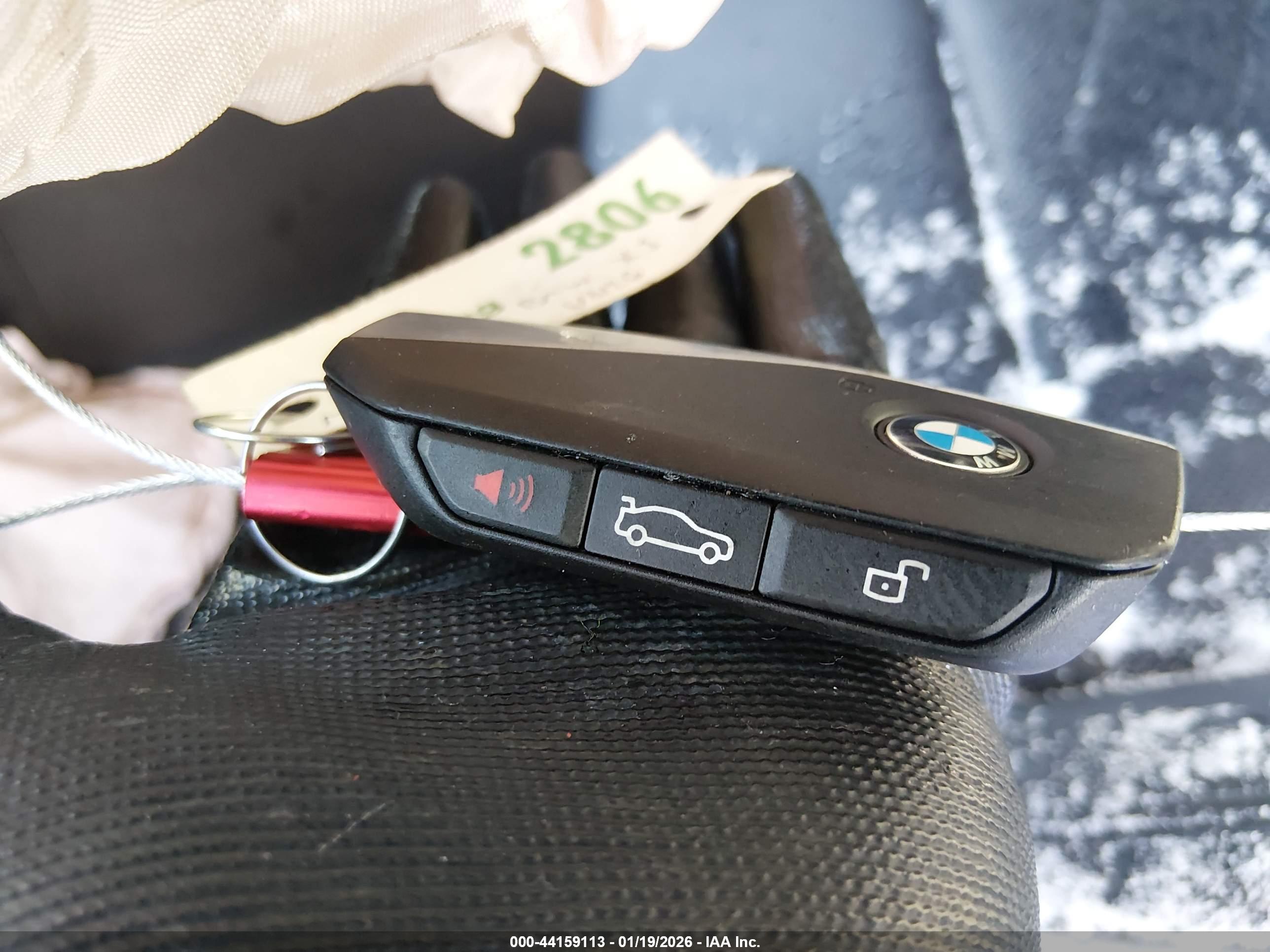 BMW X1 image 11
