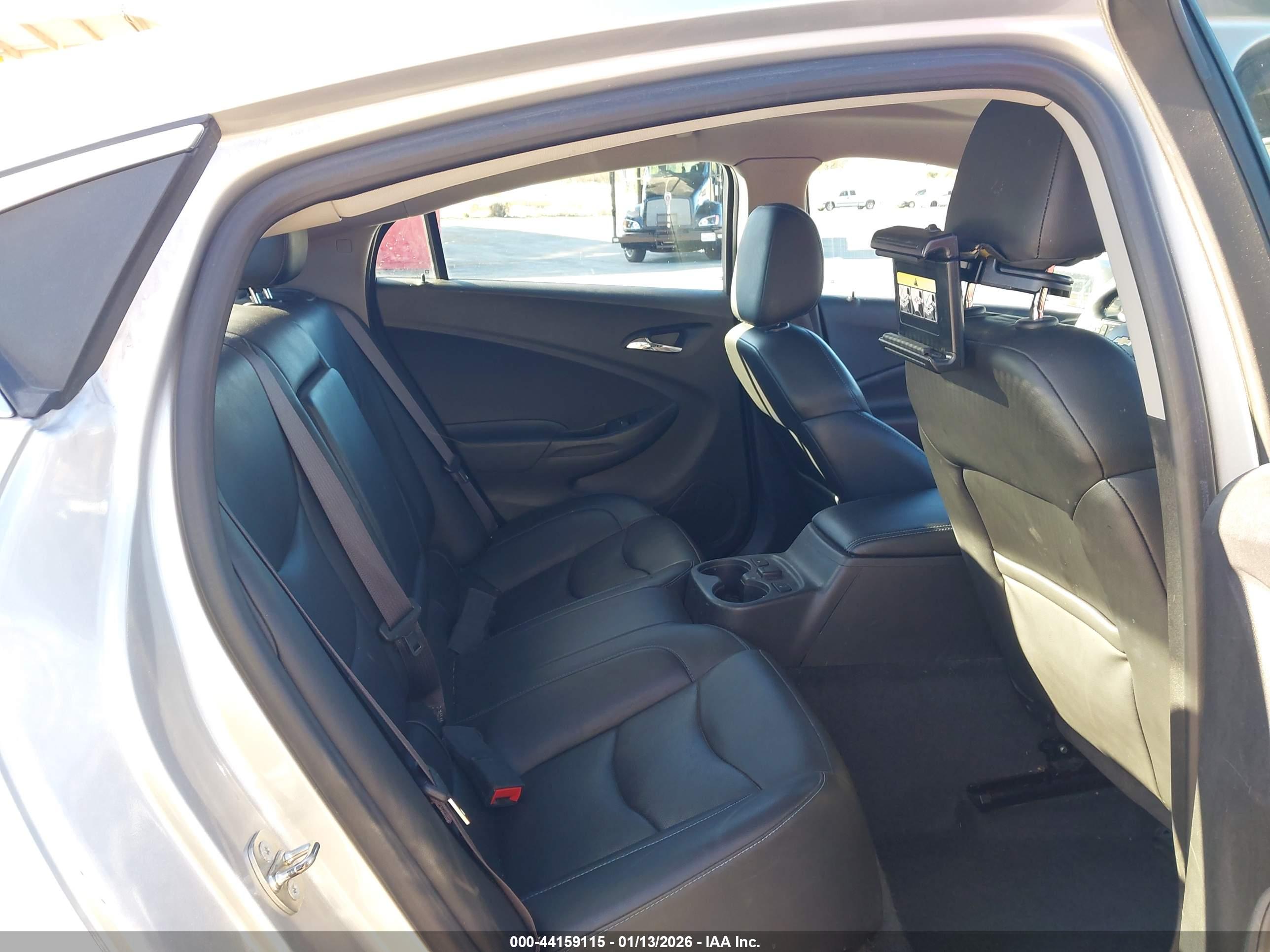CHEVROLET VOLT image 8