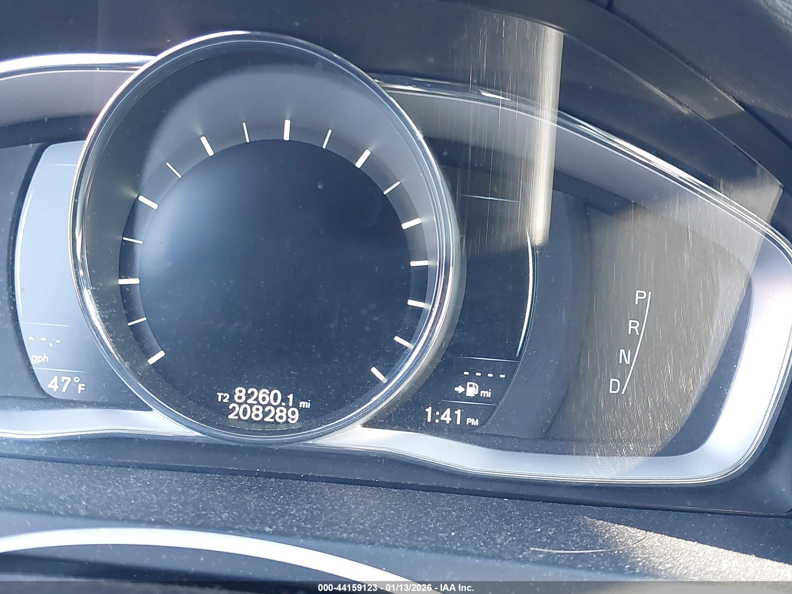 VOLVO S60 image 7